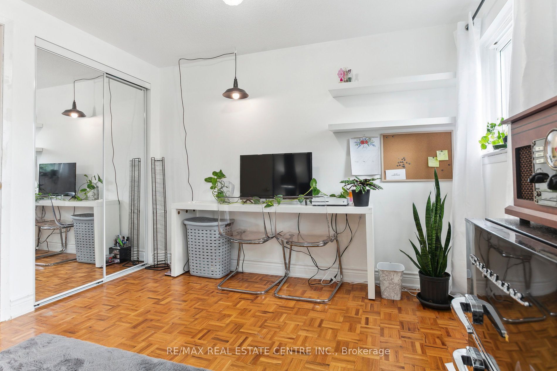 94 Darras Crt, #77