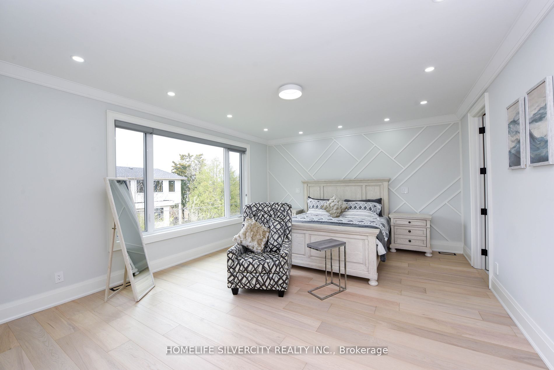 455 Samford Place