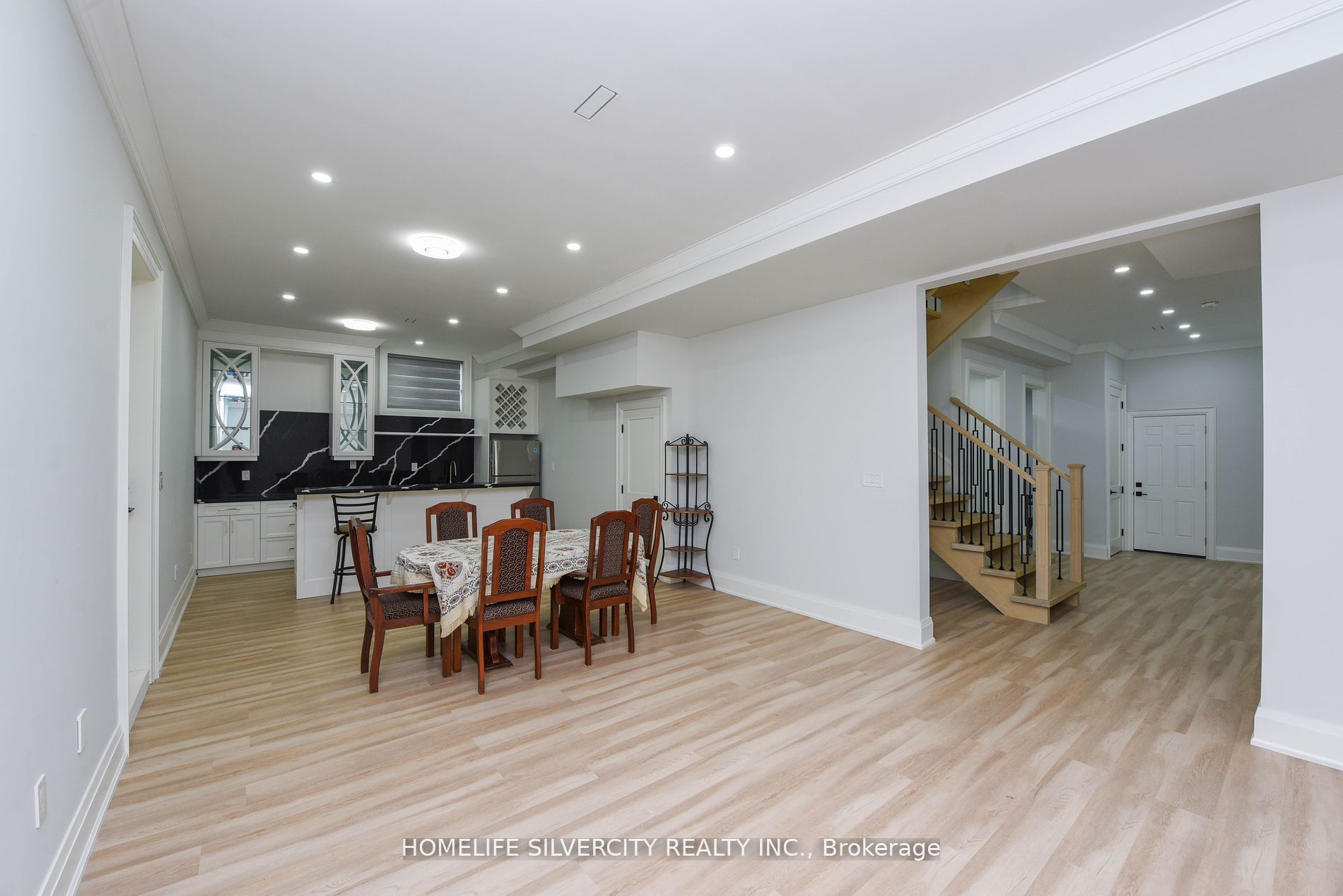 455 Samford Place