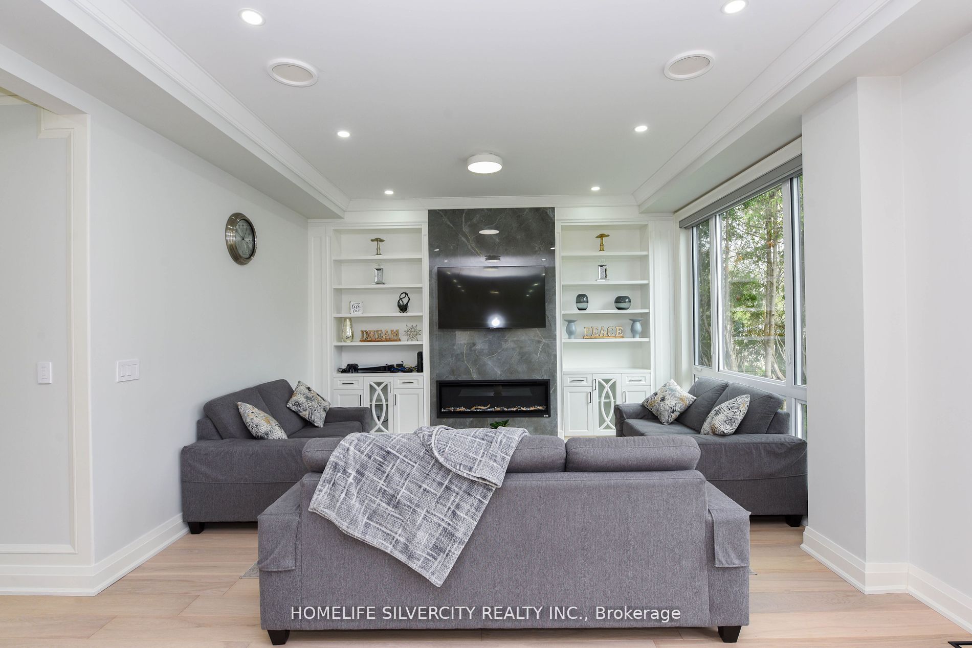 455 Samford Place