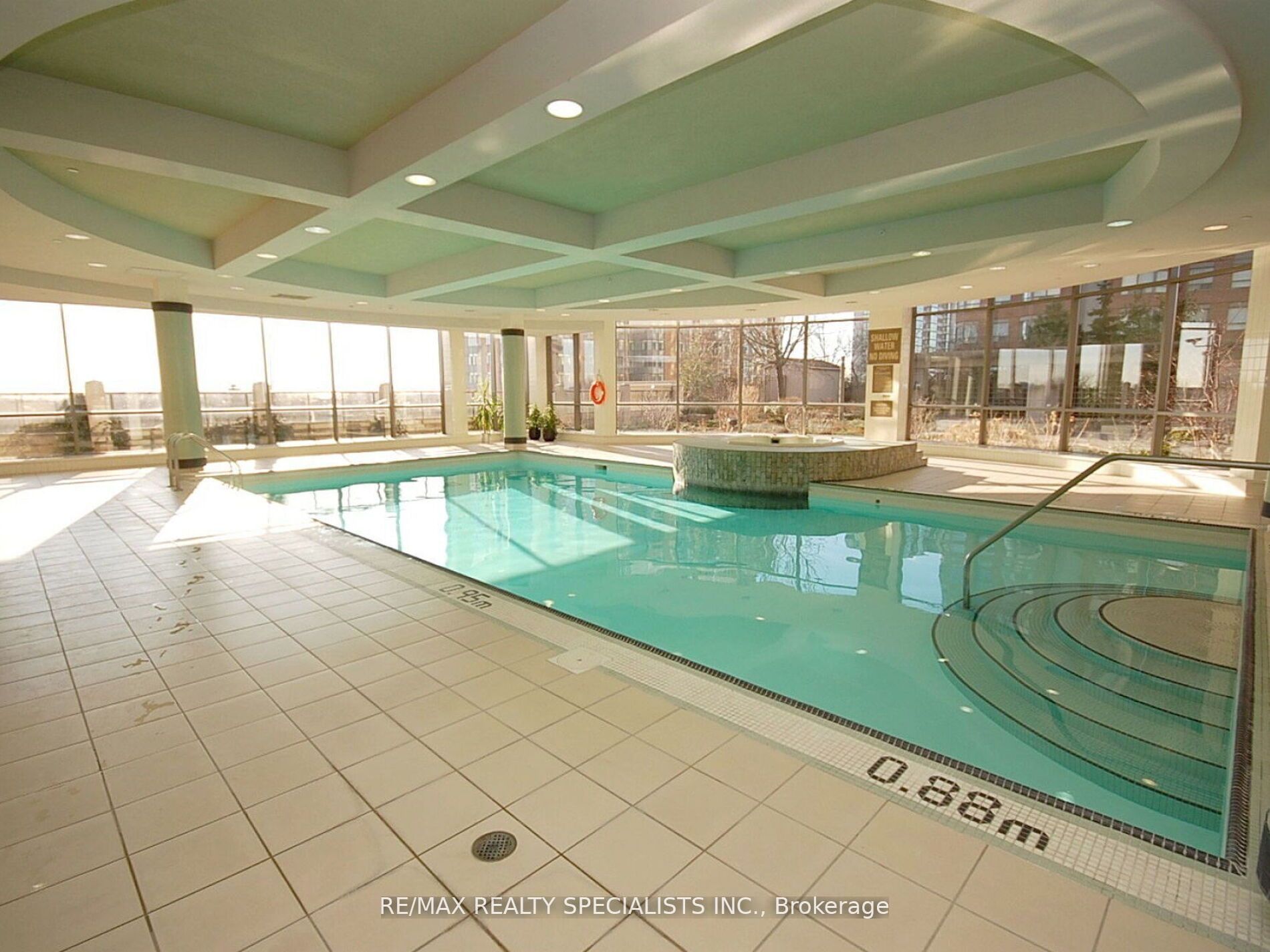 3880 Duke Of York Blvd, #1906