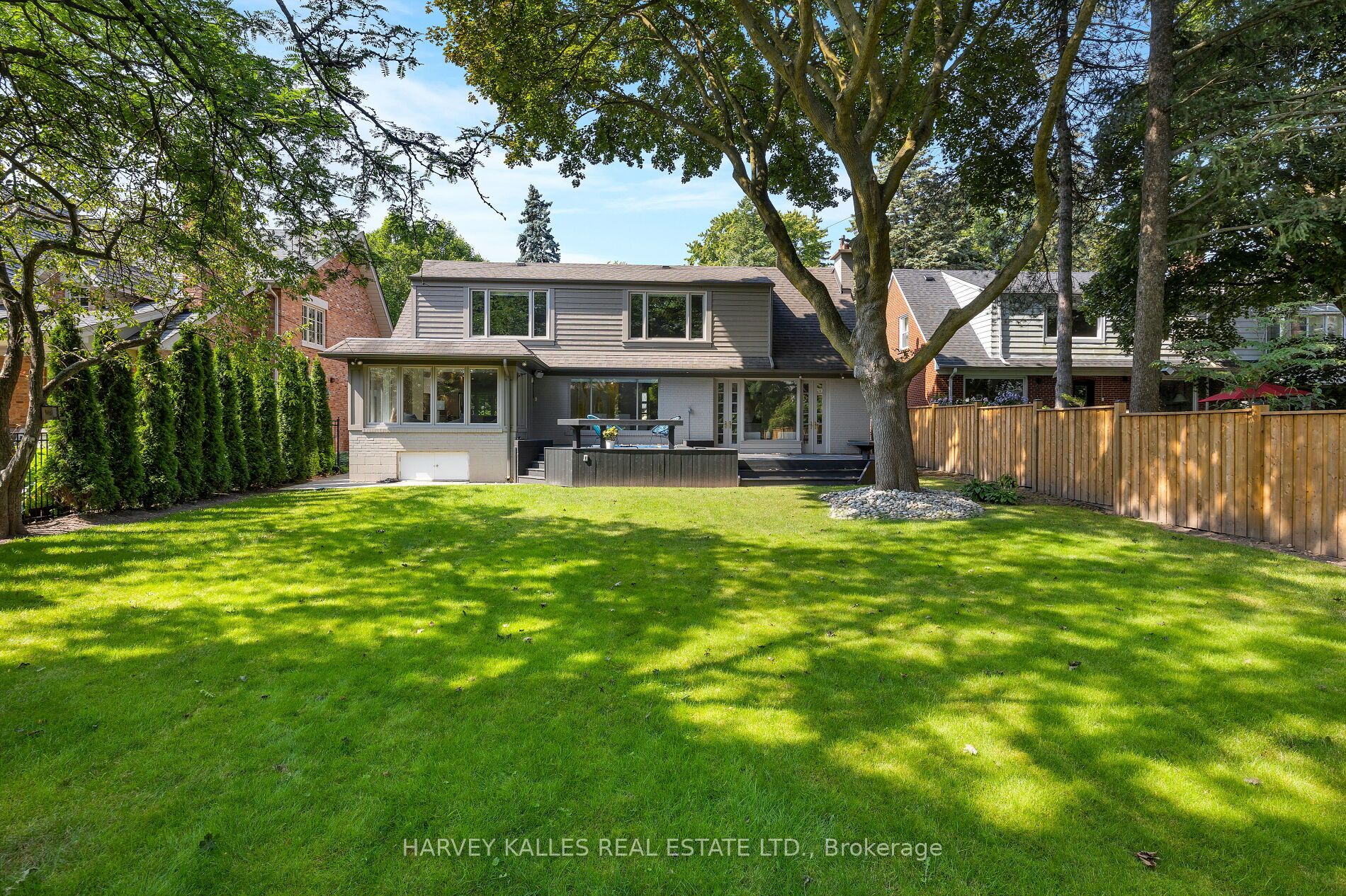 59 Edgevalley Drive