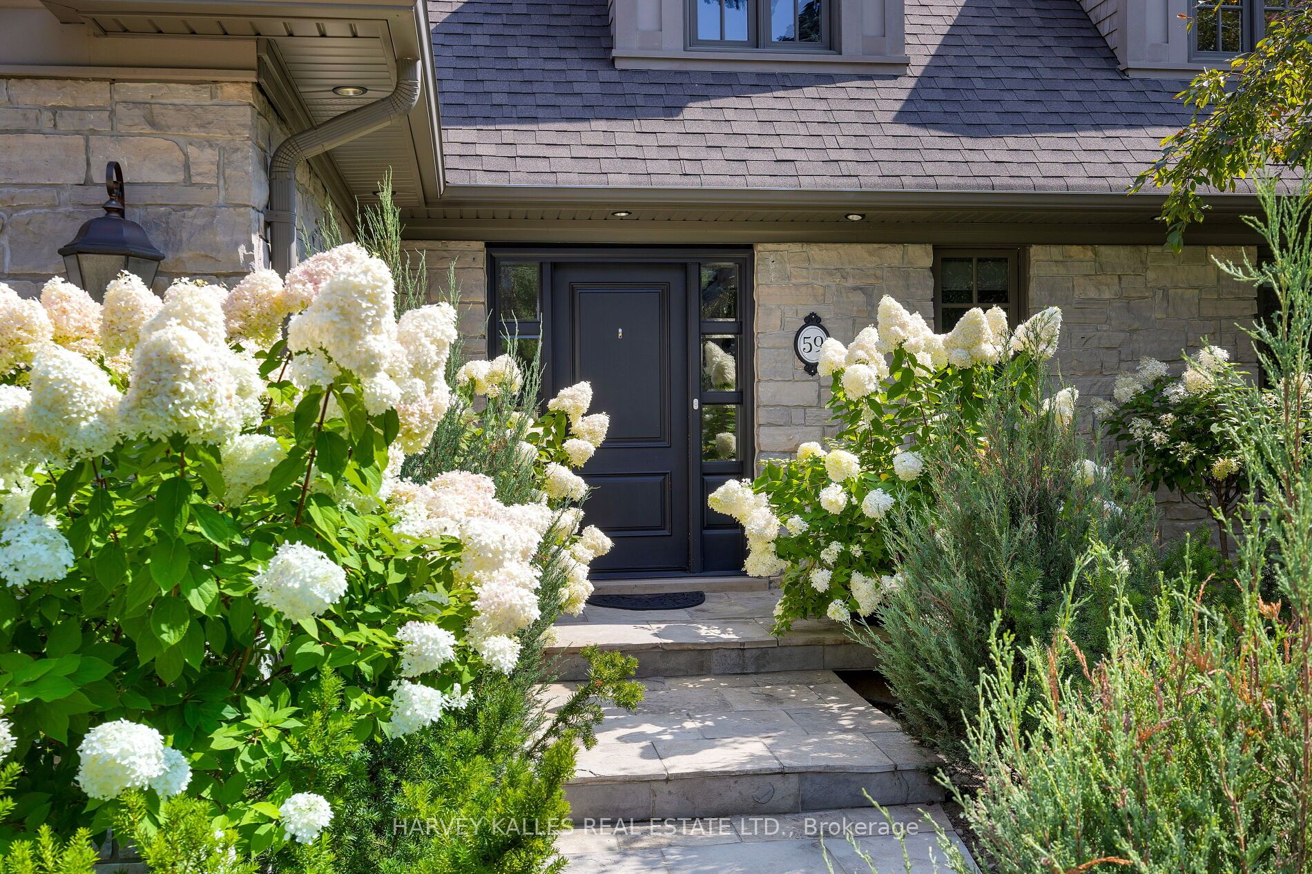 59 Edgevalley Drive
