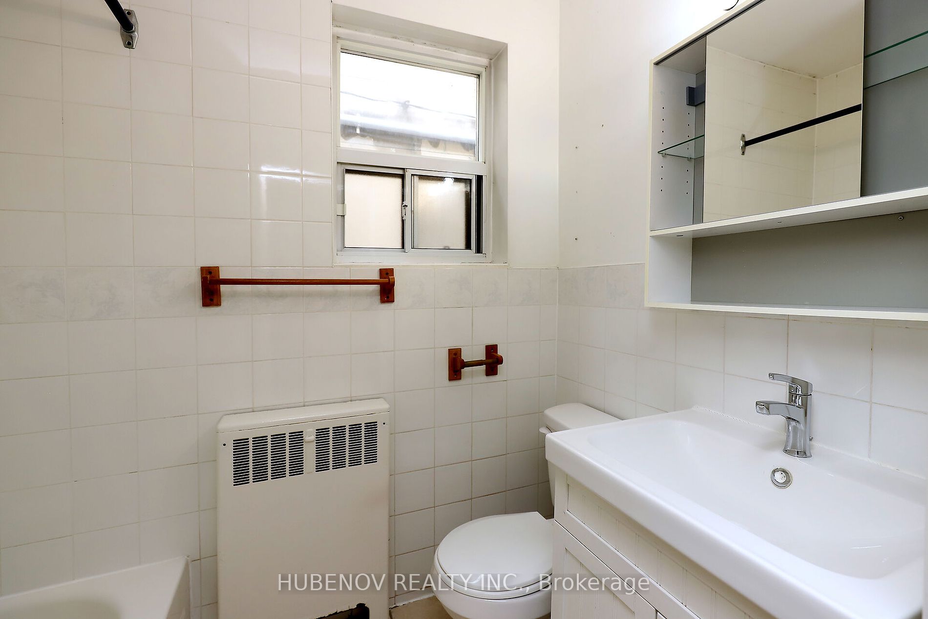 321 Lakeshore Road E