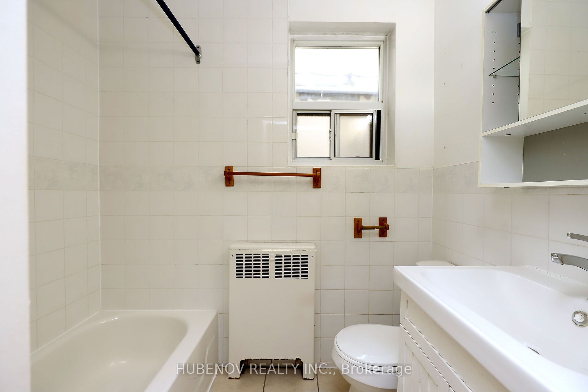 321 Lakeshore Road E