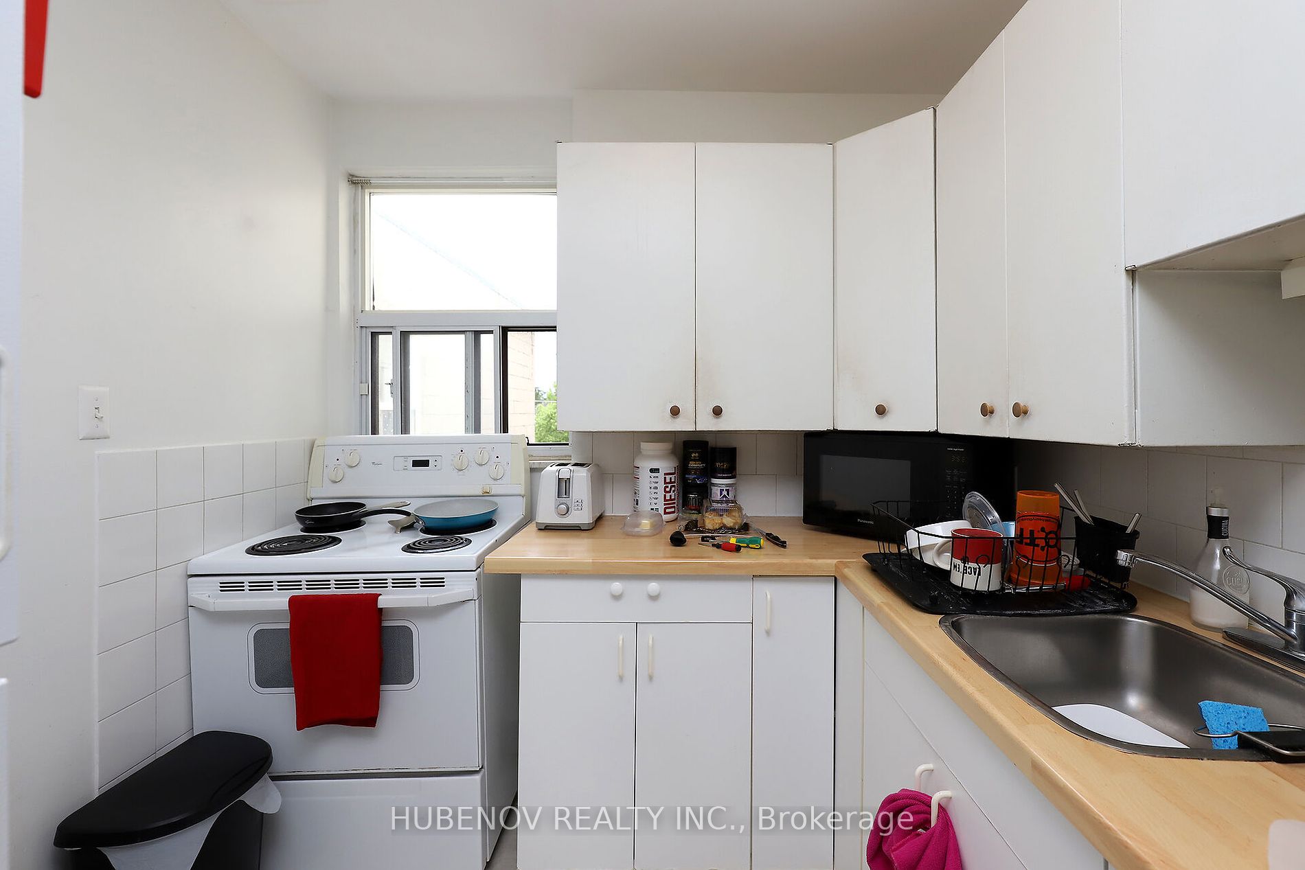 321 Lakeshore Road E