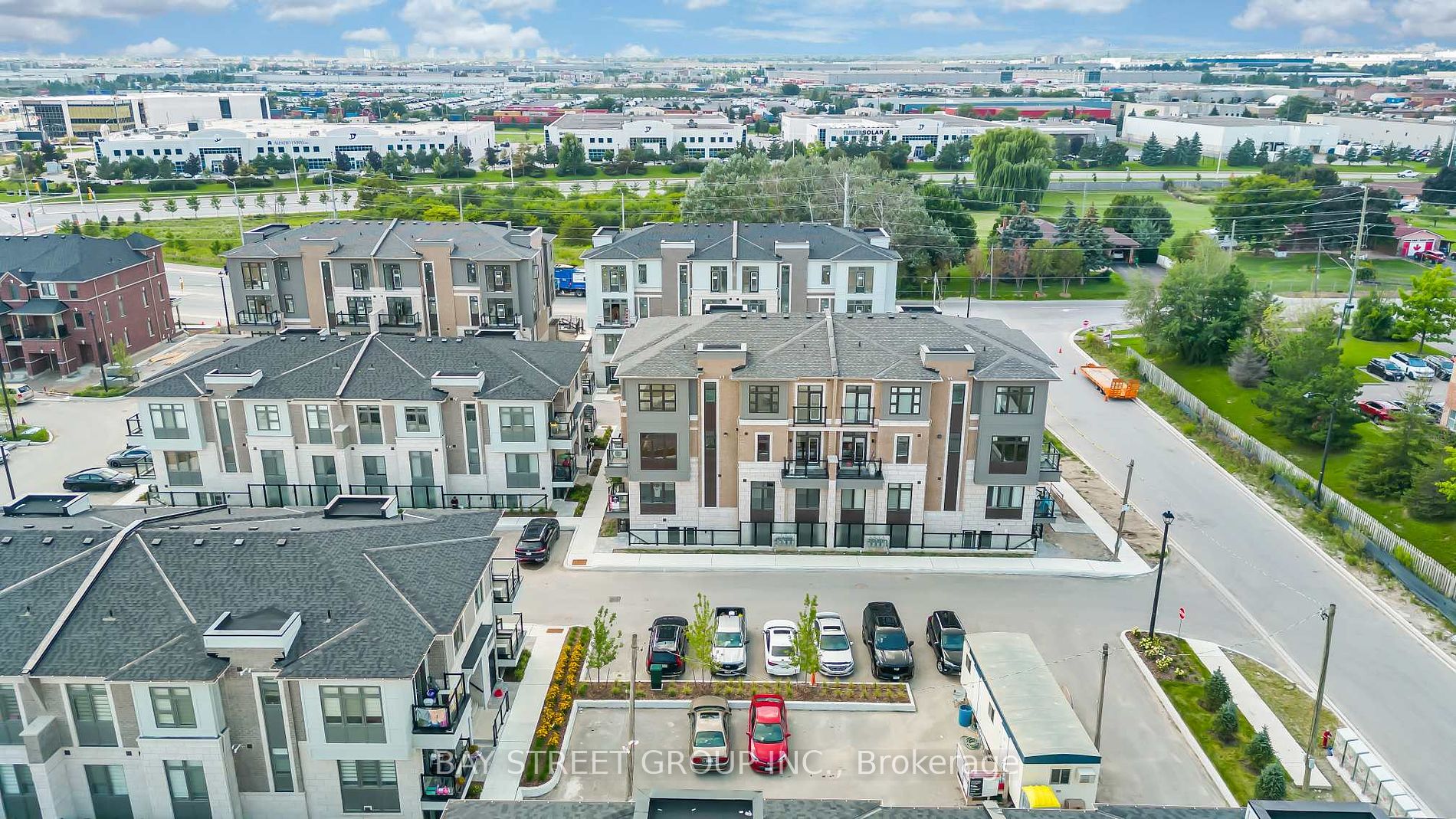 10 Halliford Pl, #313