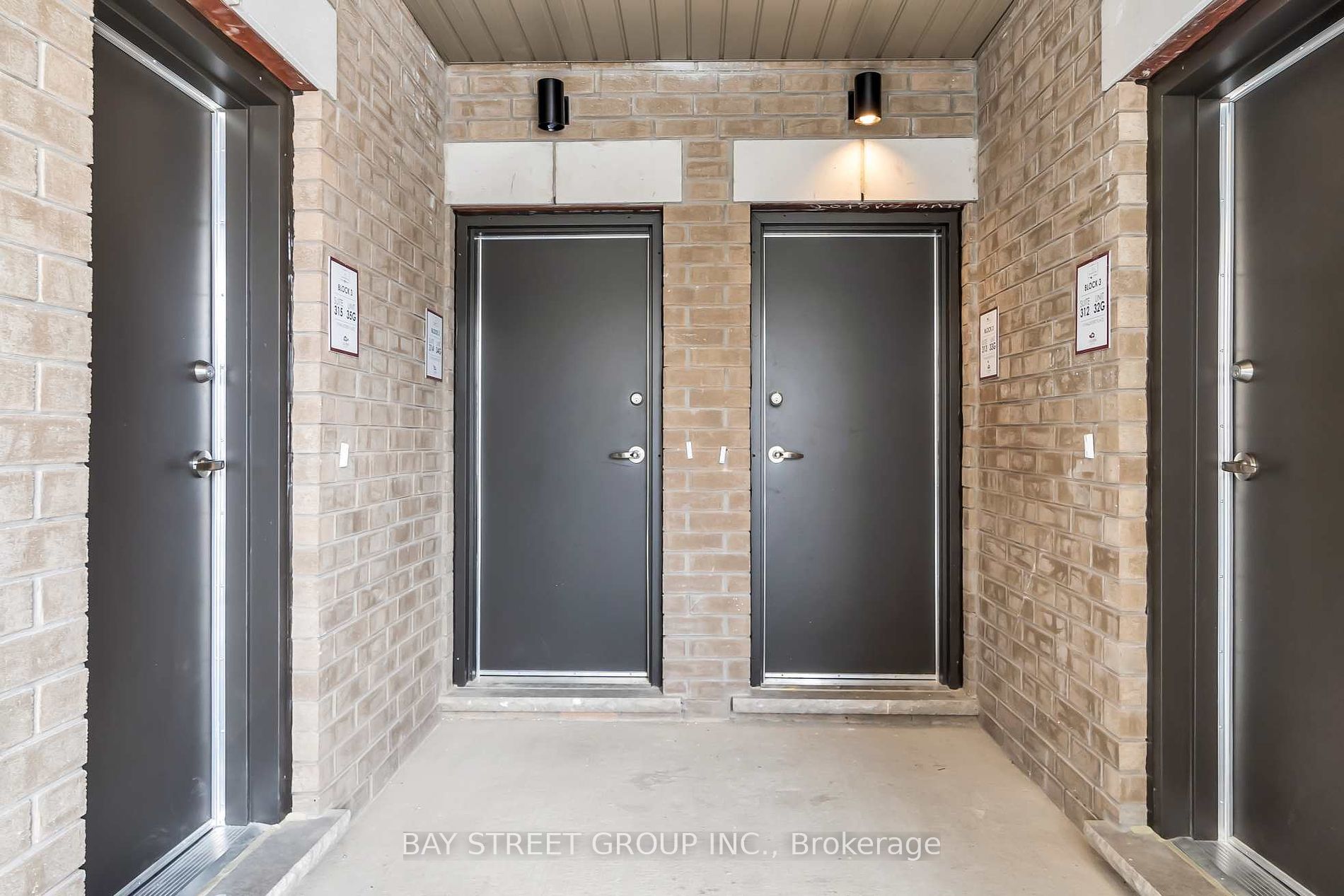 10 Halliford Pl, #313