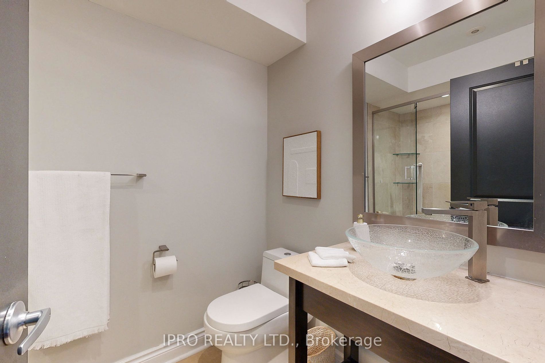 70 Lobo Mews