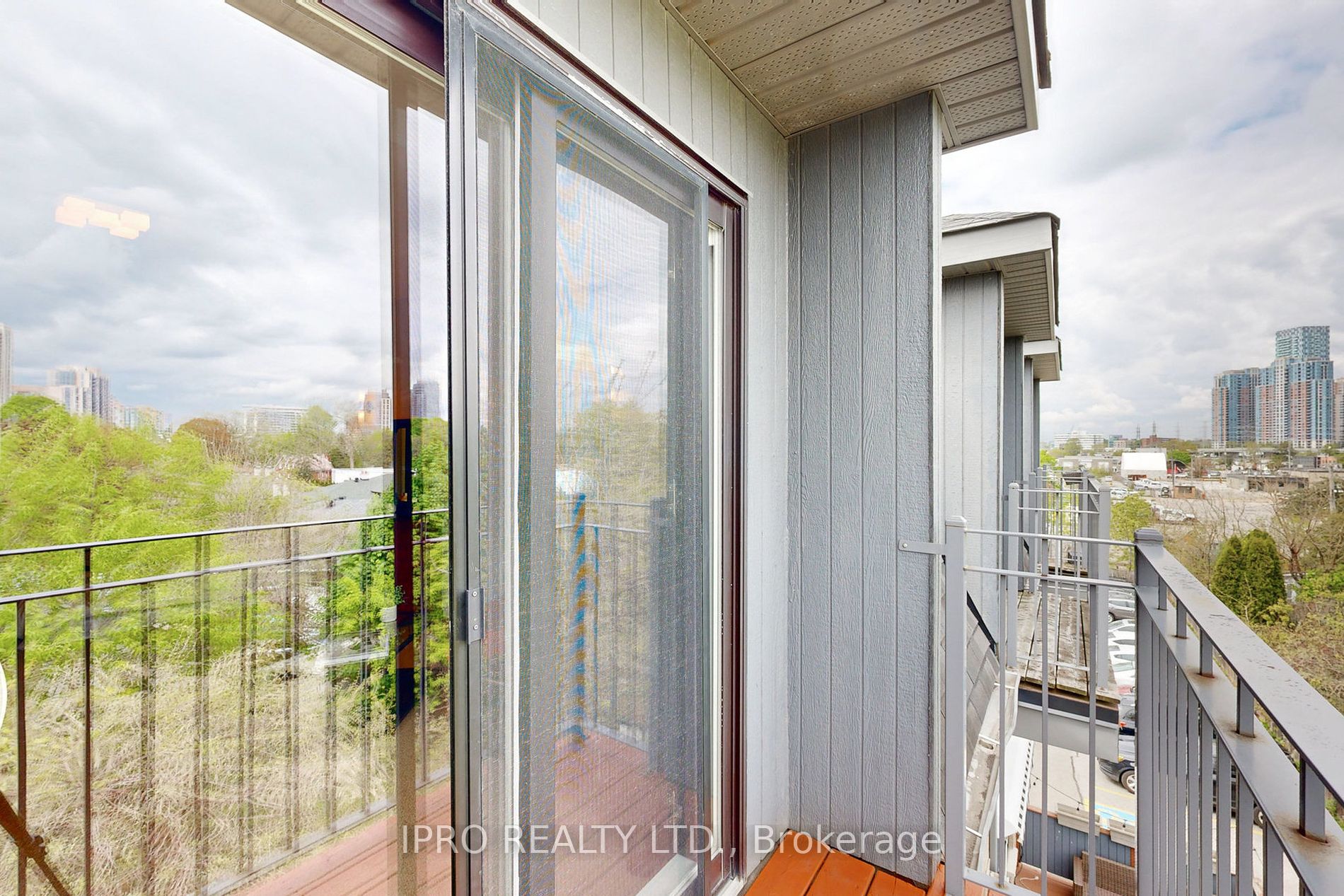 70 Lobo Mews