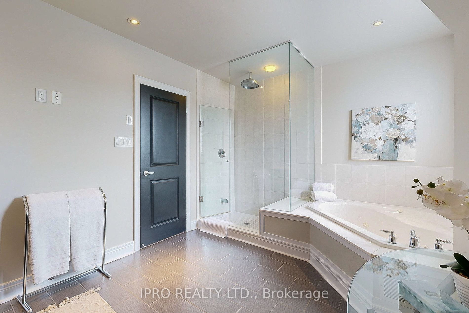 70 Lobo Mews