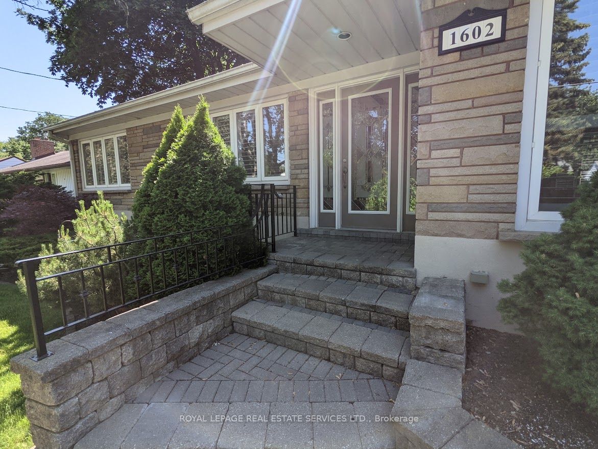 1602 Lincolnshire Boulevard