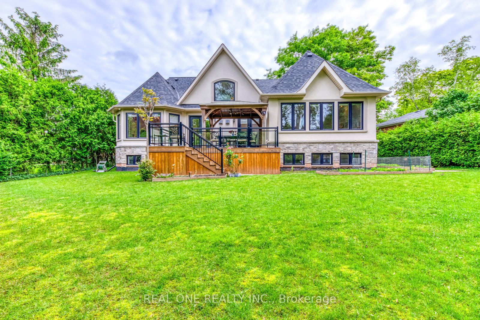 332 Sawyer Road