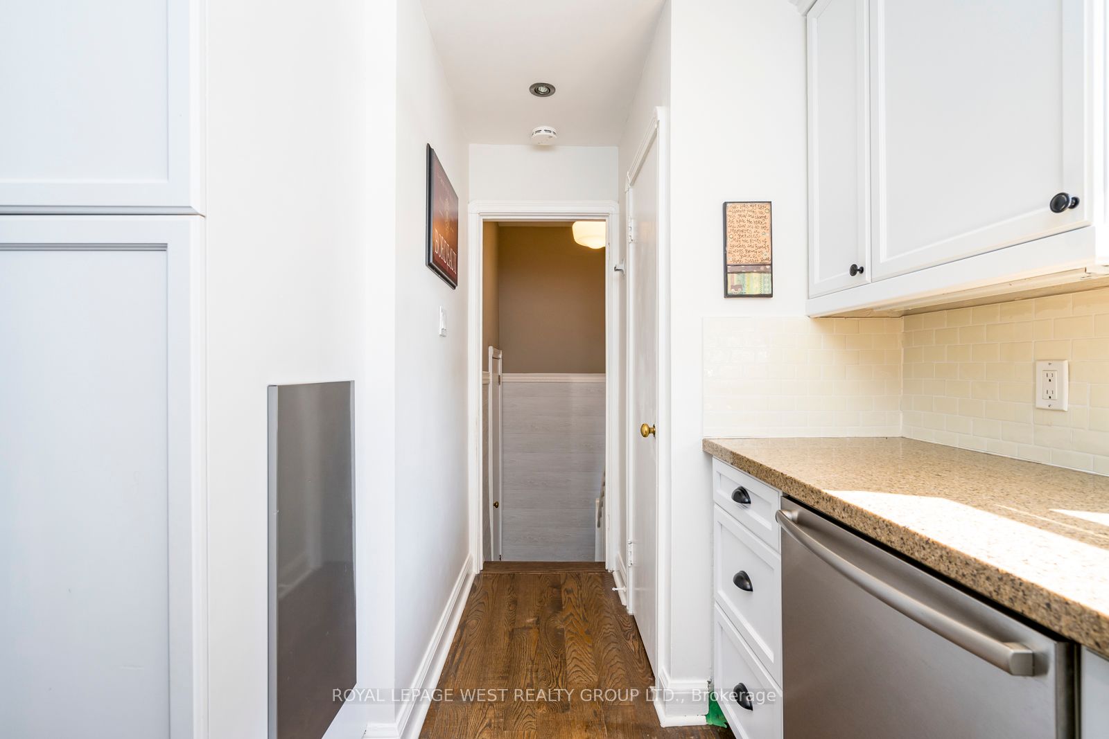 95 Ellins Ave S