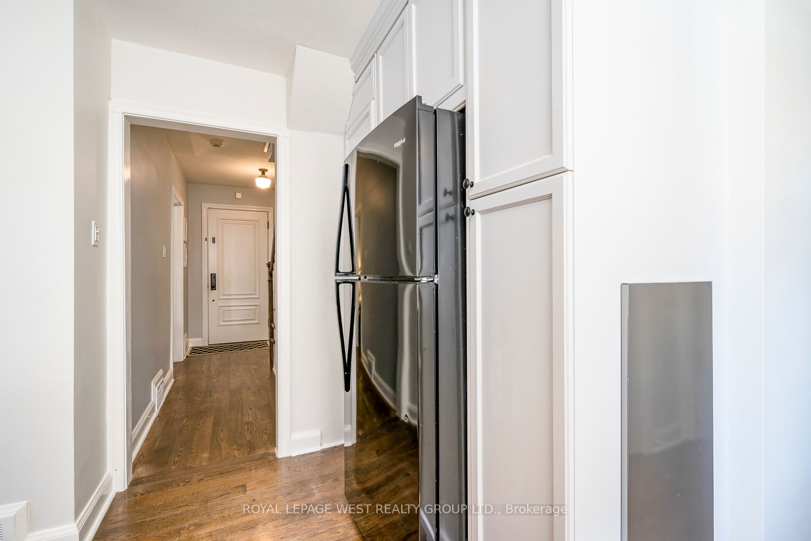 95 Ellins Ave S