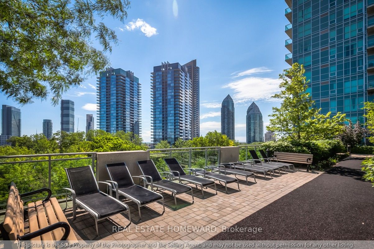 165 Legion Rd N, #2734