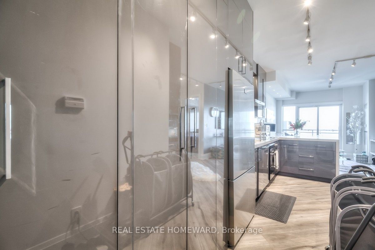 165 Legion Rd N, #2734