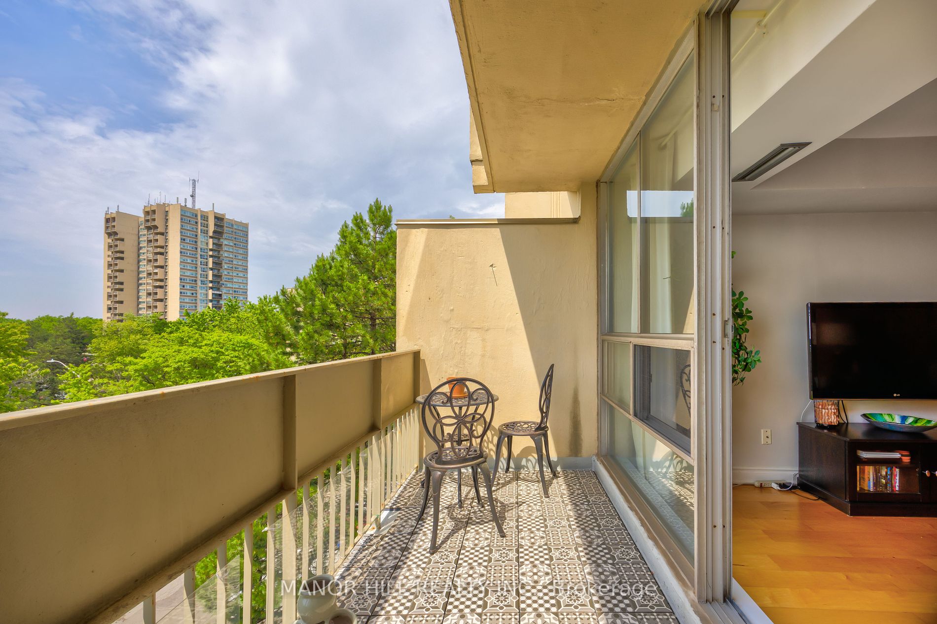 1300 Marlborough Court, #523