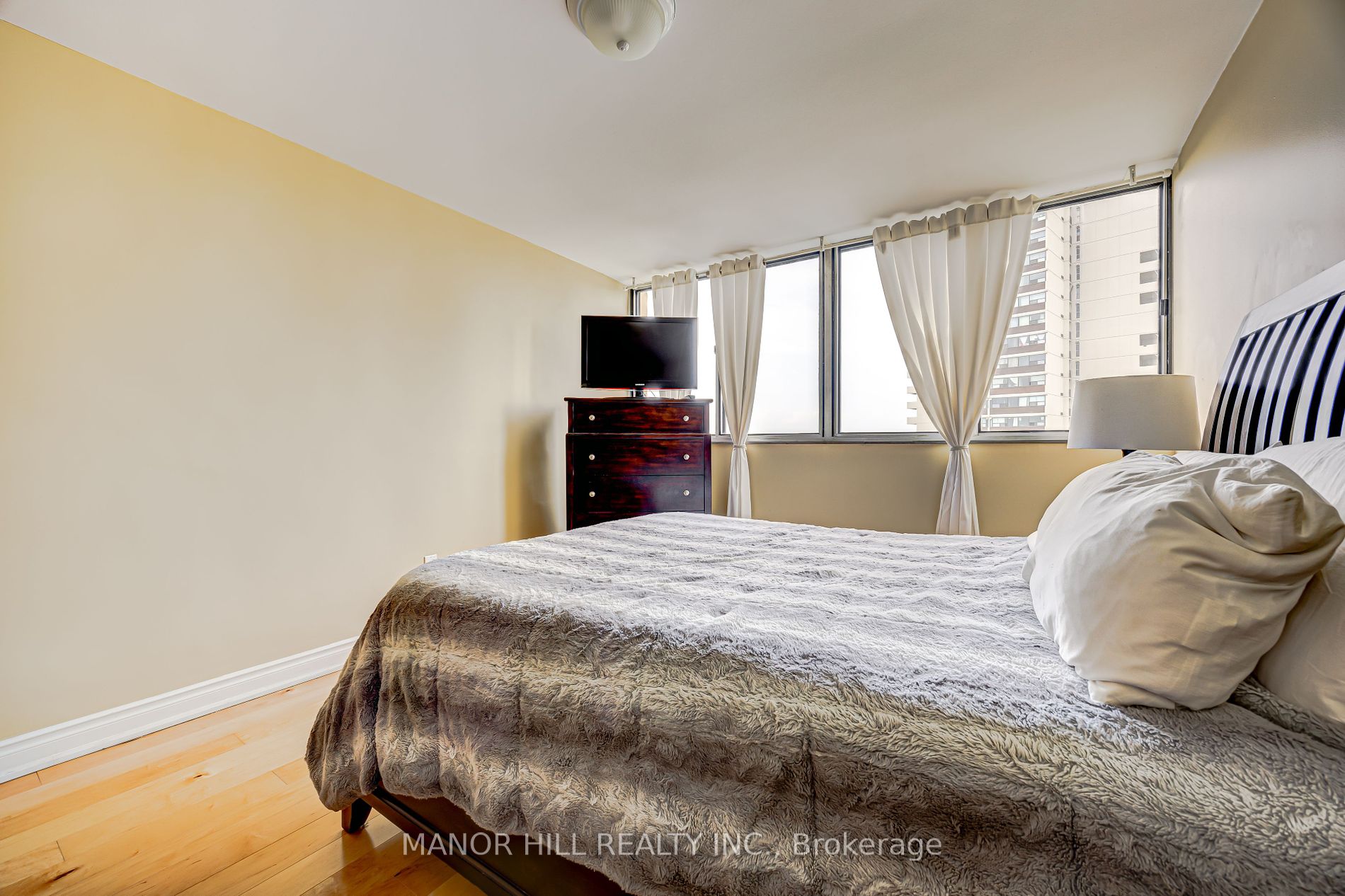 1300 Marlborough Court, #523