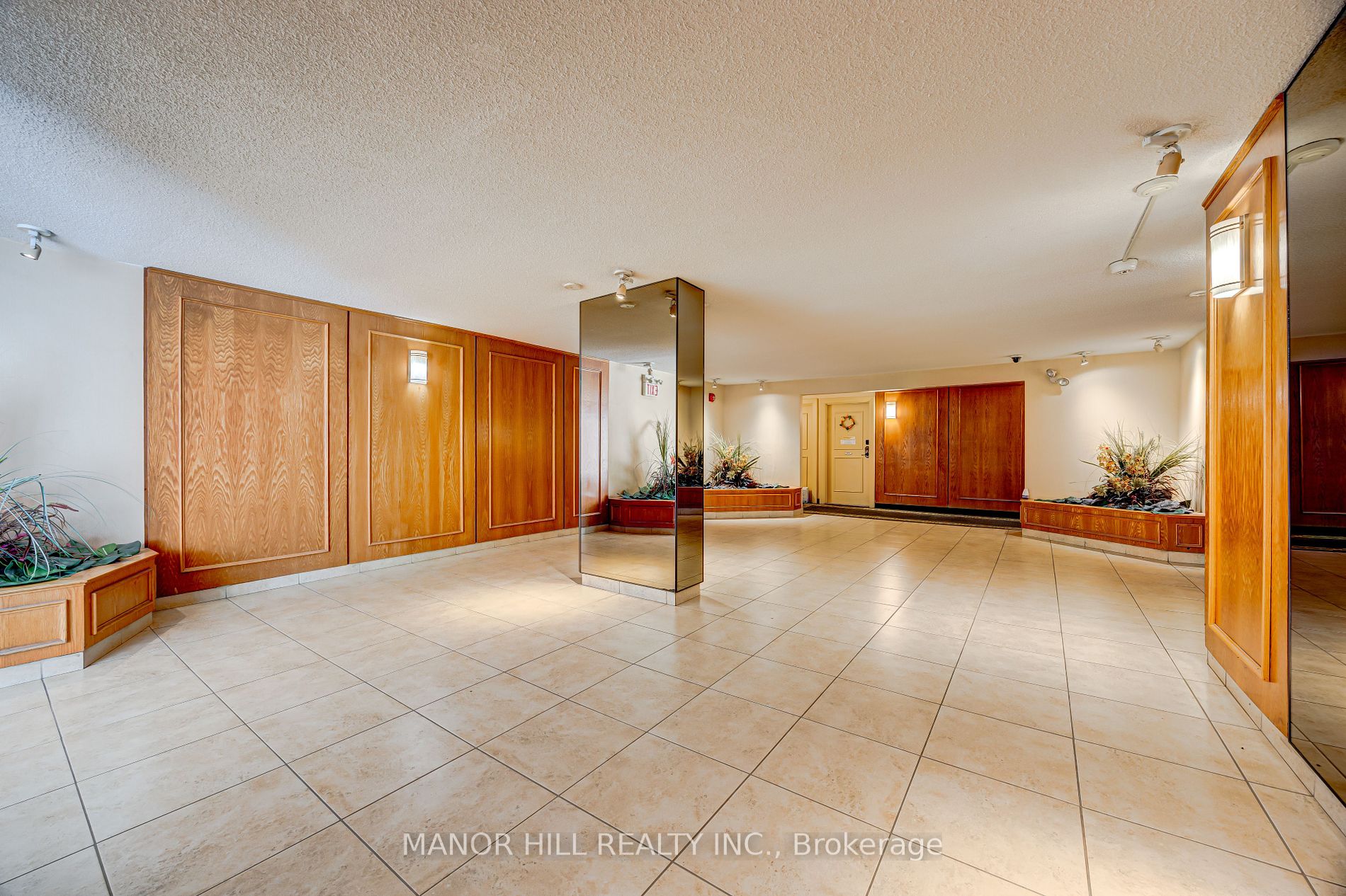 1300 Marlborough Court, #523