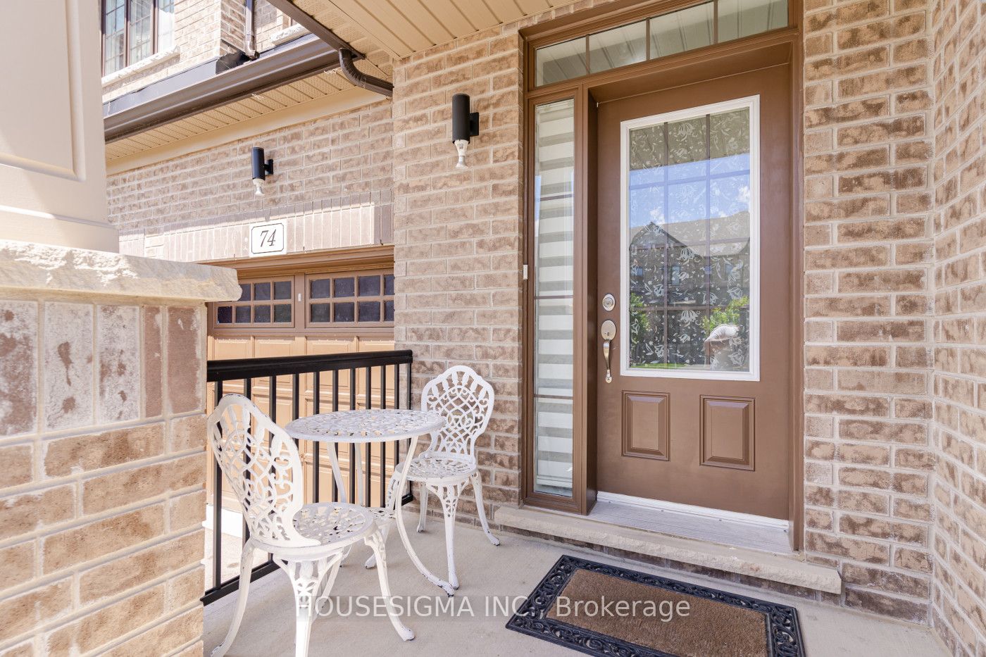 74 Doris Pawley Crescent W