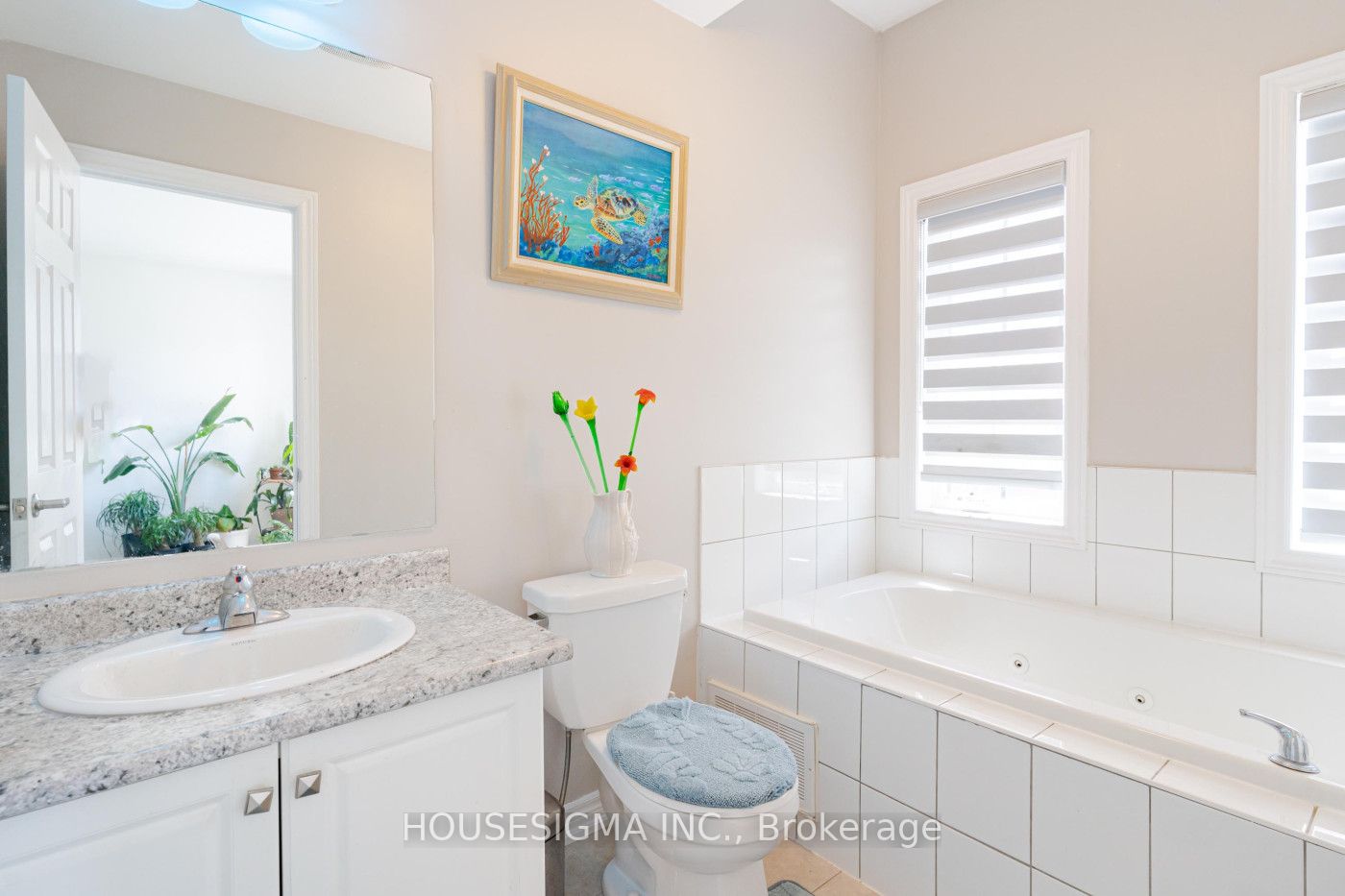 74 Doris Pawley Crescent W