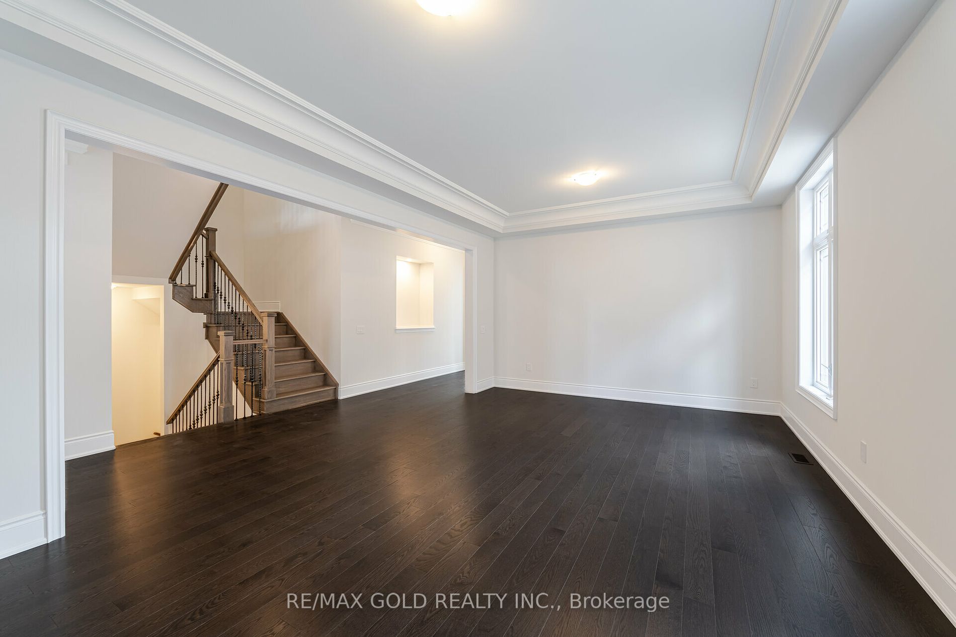 80 Raspberry Ridge Ave