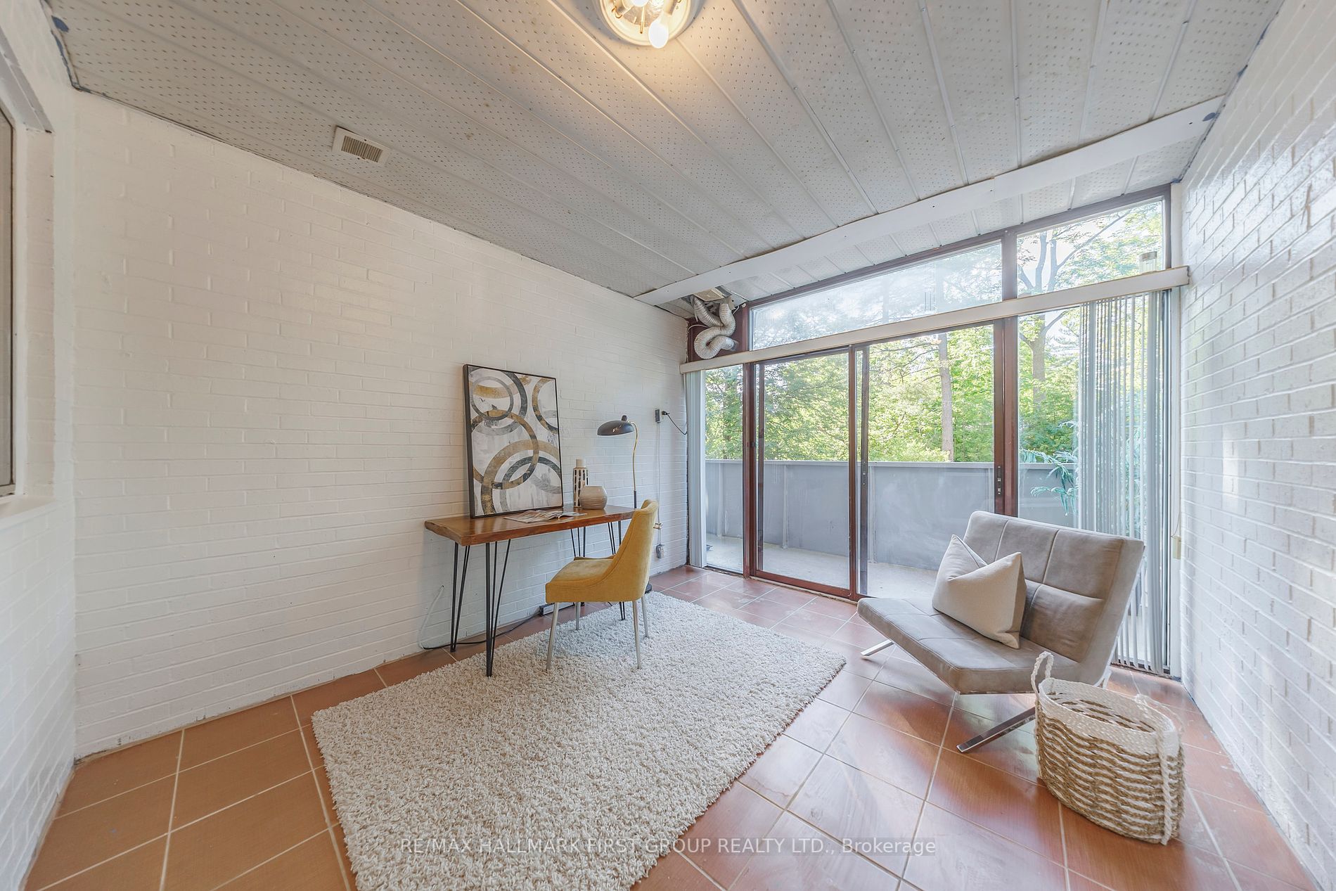 3025 The Credit Woodlands, #149