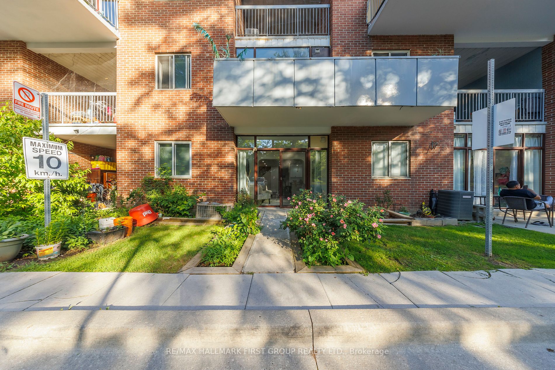 3025 The Credit Woodlands, #149