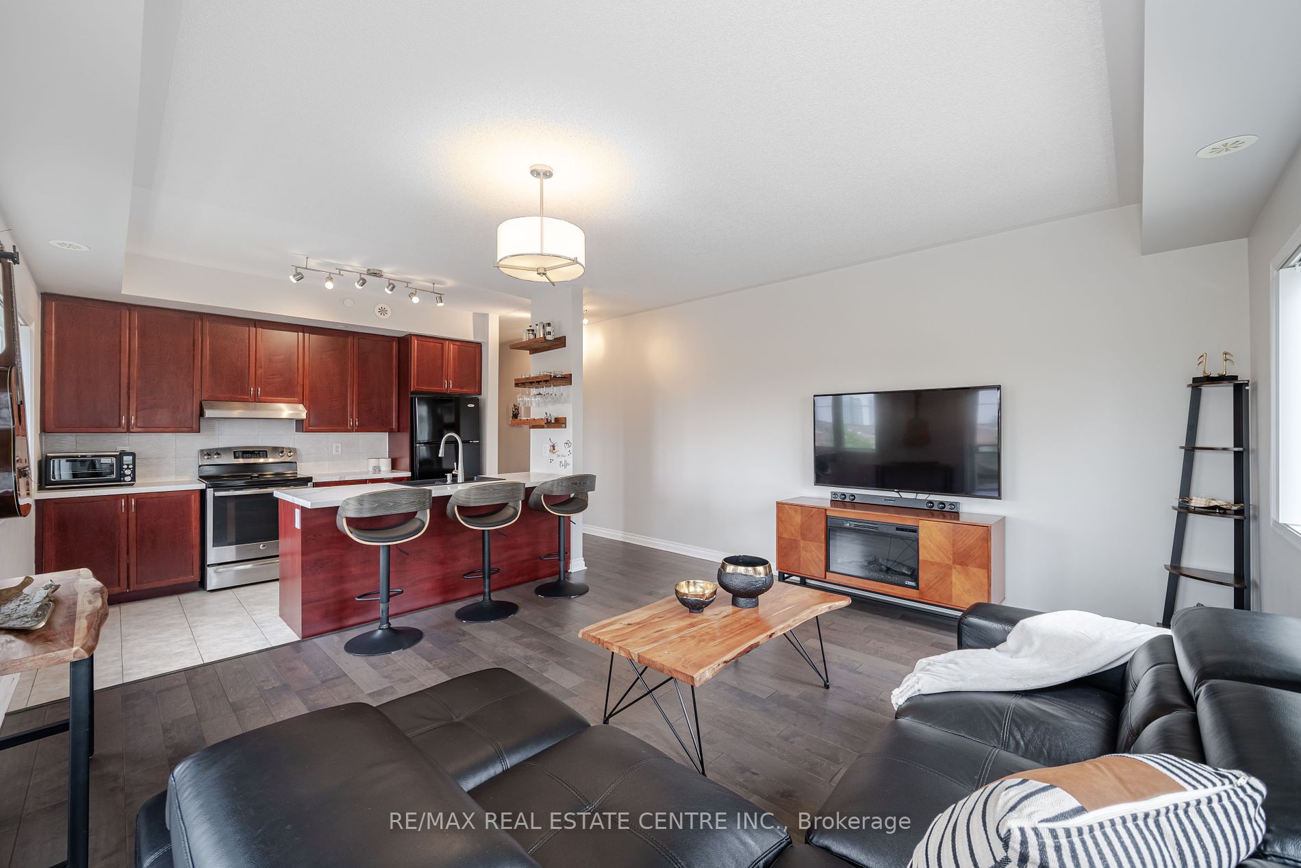 5150 Winston Churchill Boulevard #305