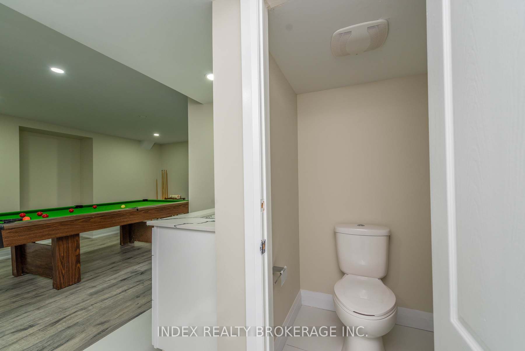 12 Dawnridge Tr