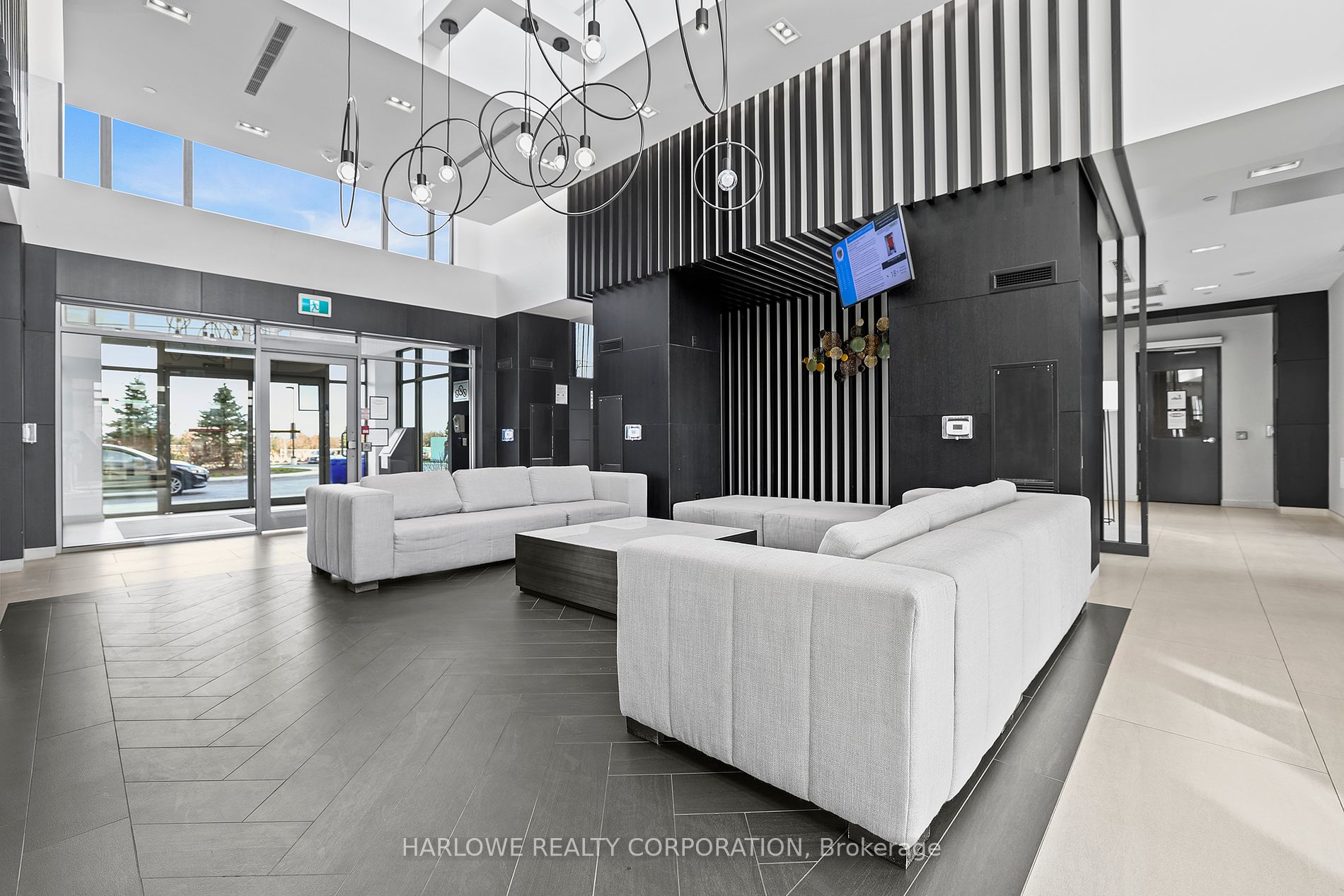 4677 Glen Erin Drive, #801