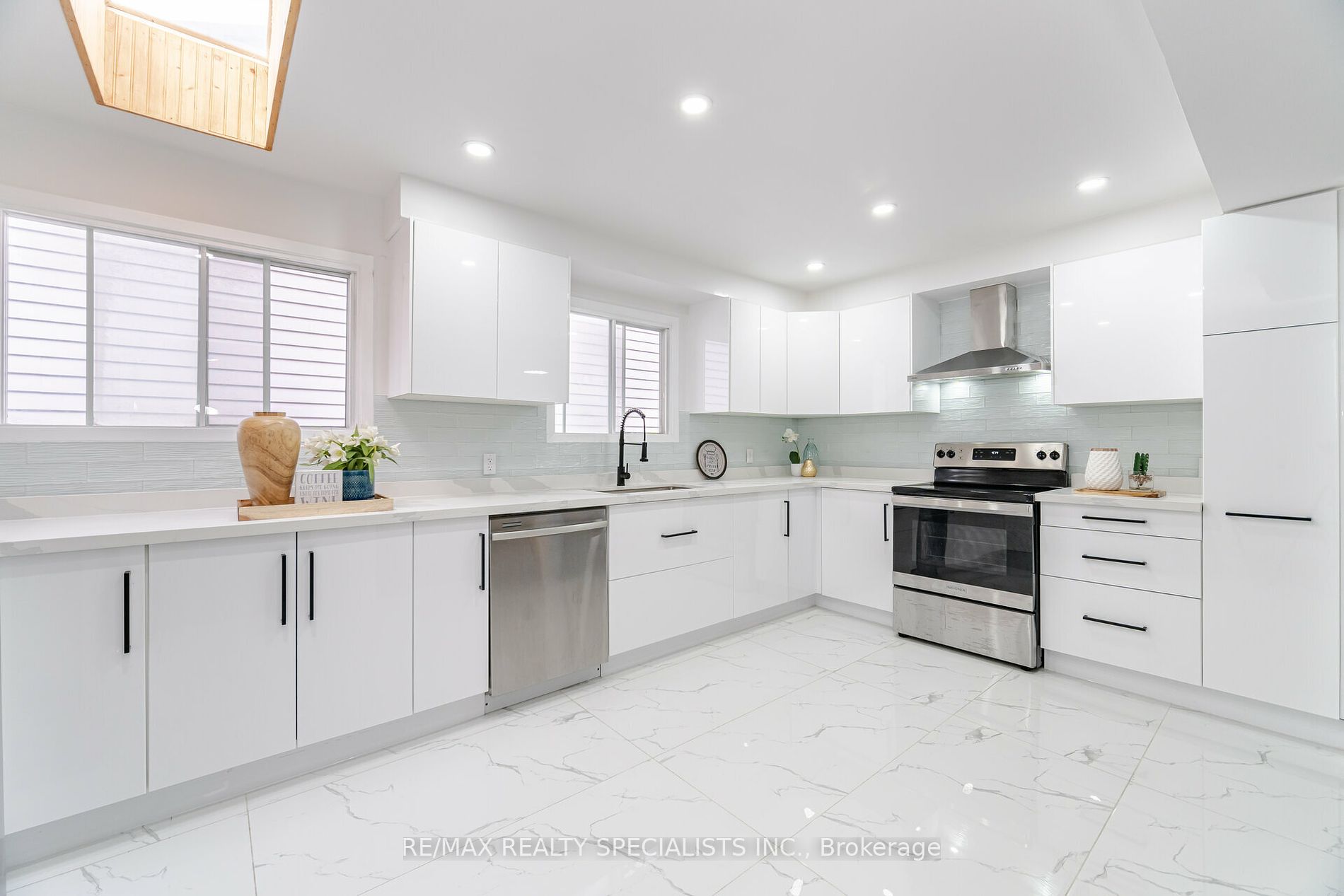 37 Ladin Drive