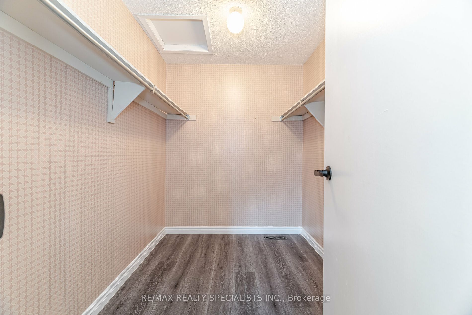 37 Ladin Drive