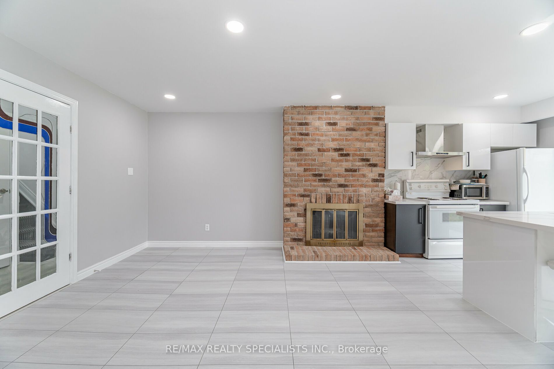 37 Ladin Drive
