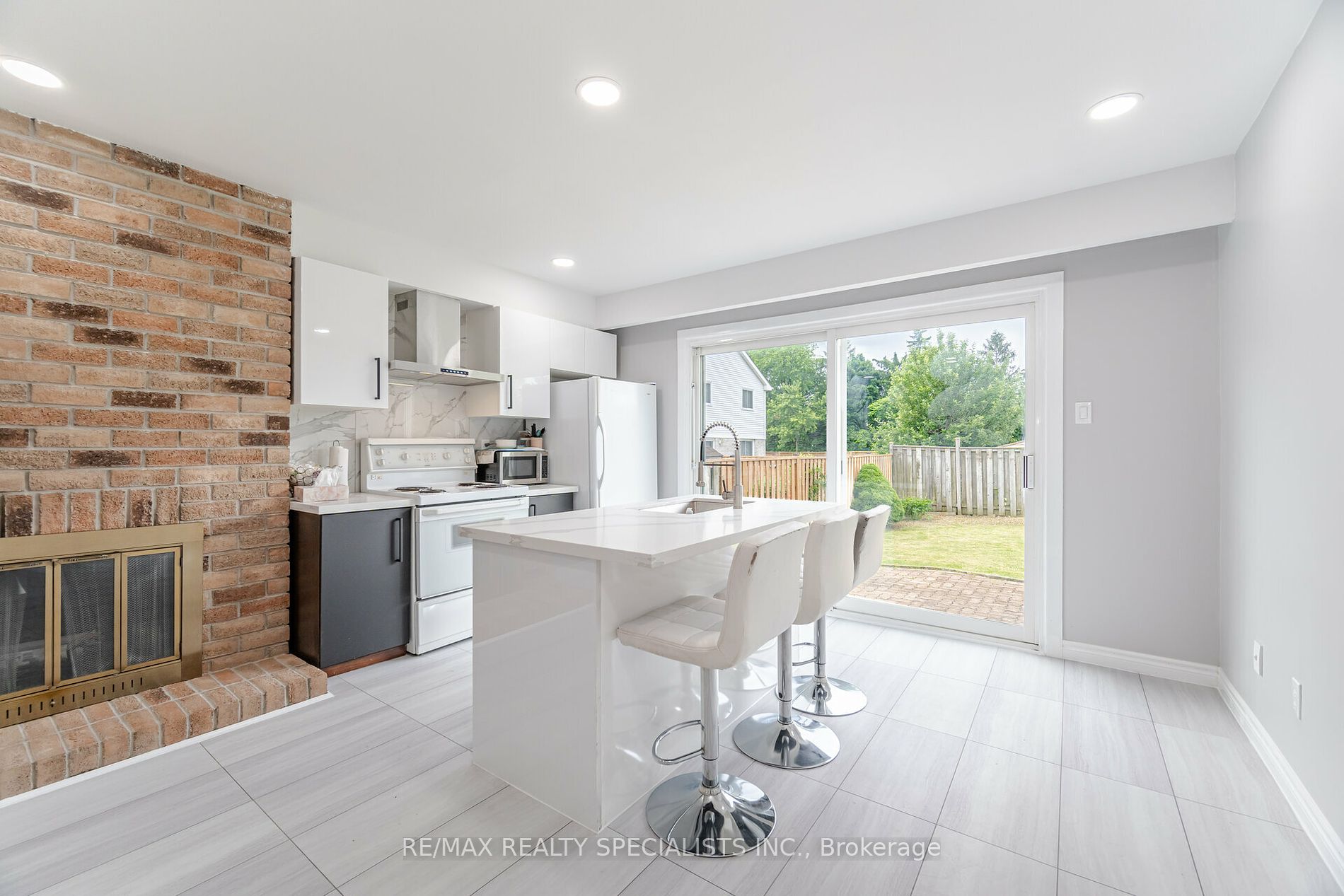 37 Ladin Drive