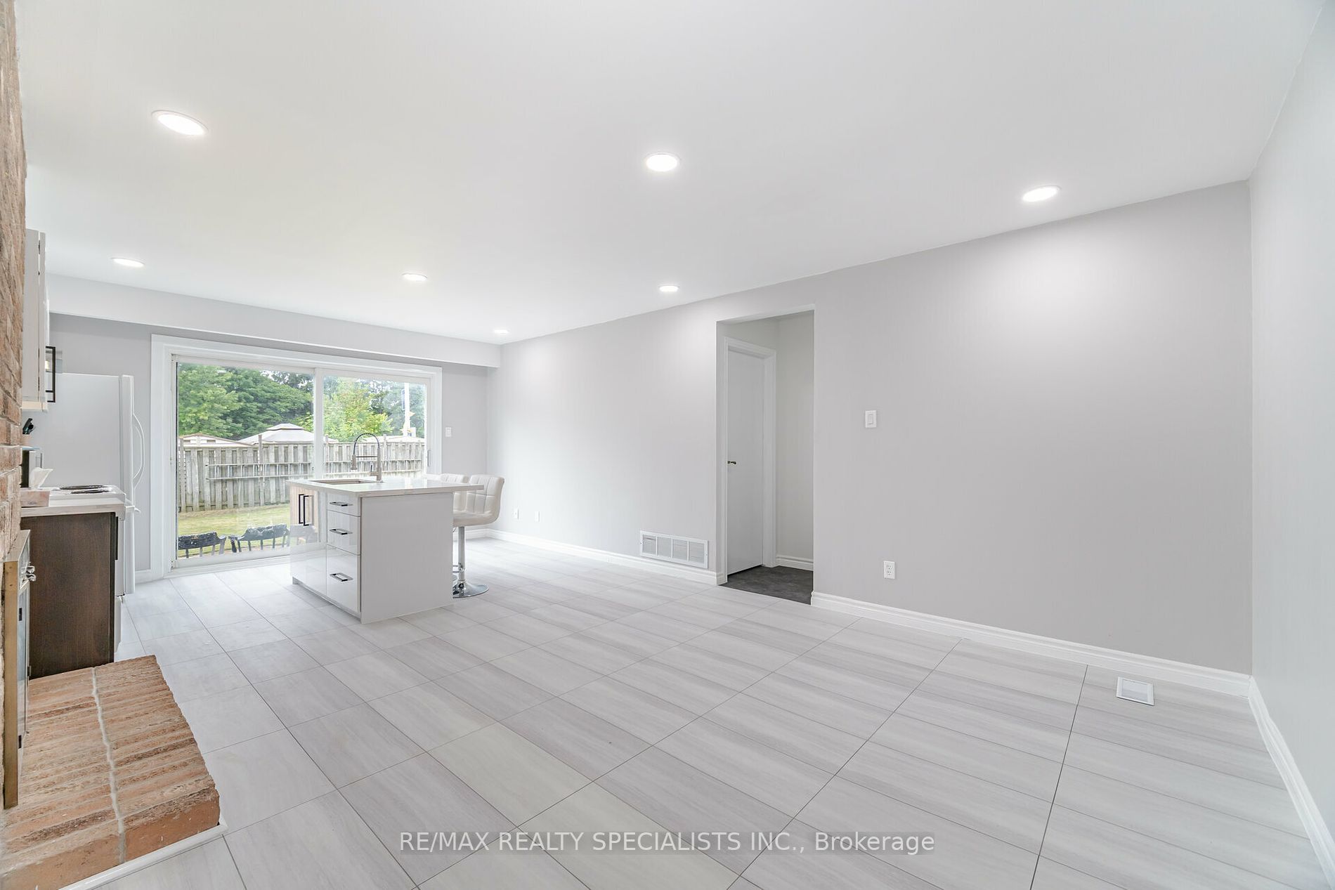 37 Ladin Drive