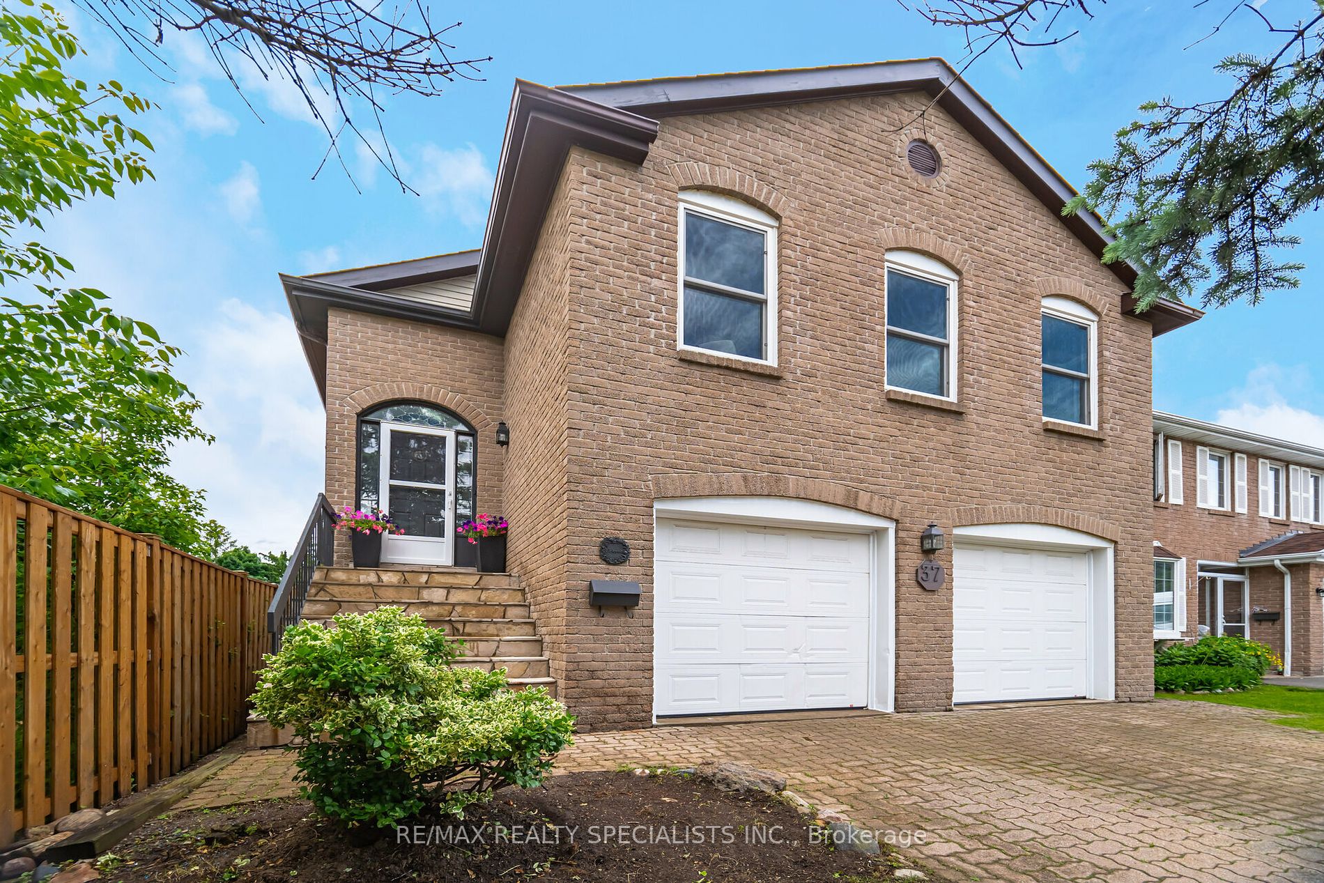 37 Ladin Drive