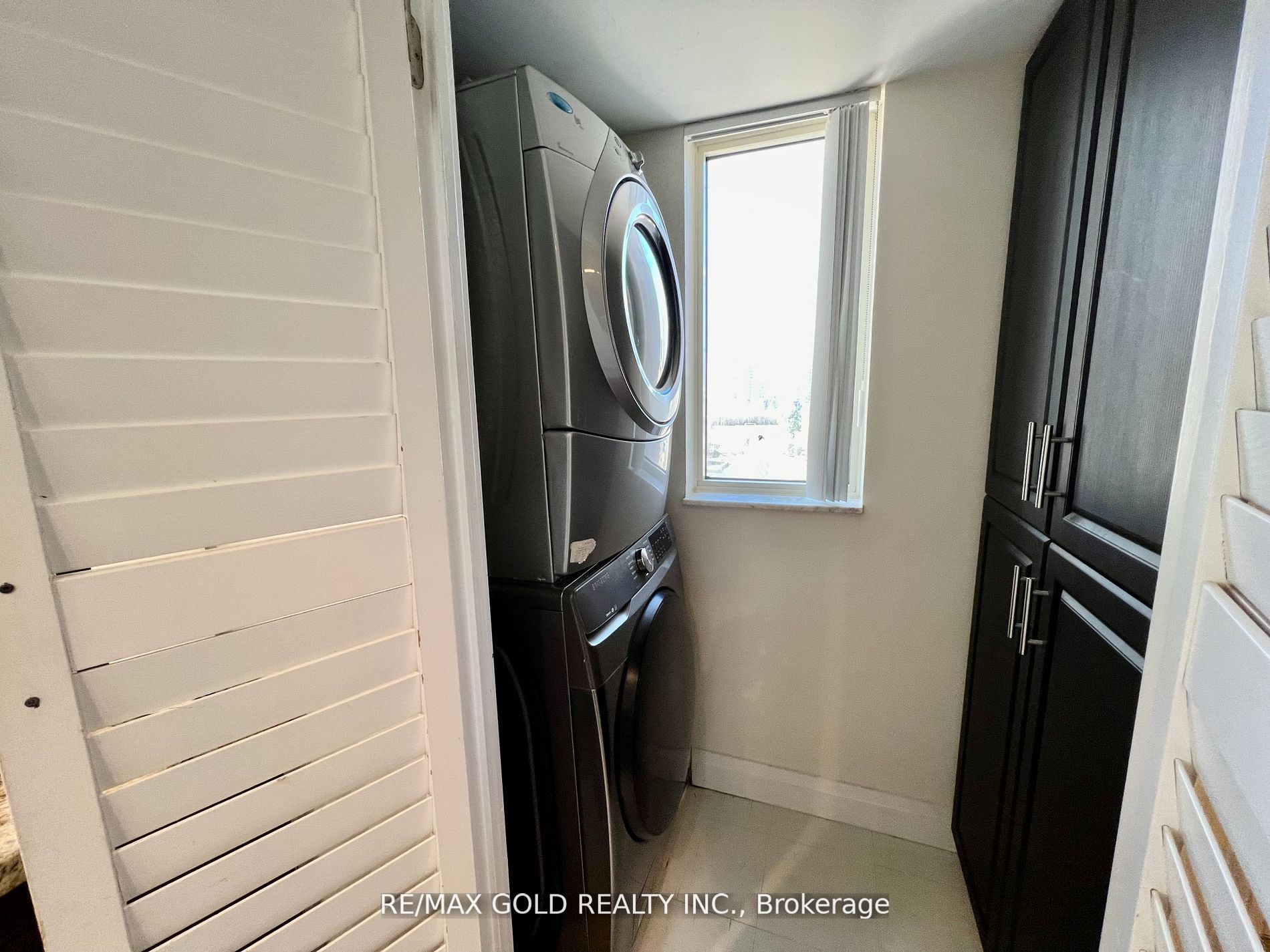 265 Enfield Place #903