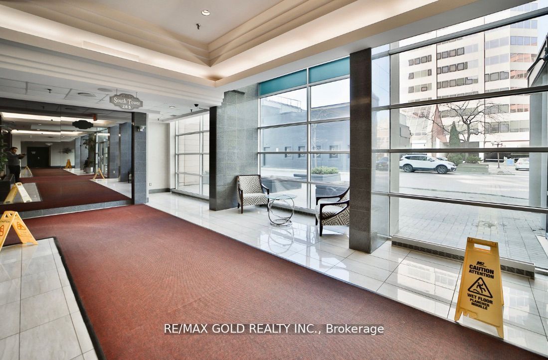 265 Enfield Place #903