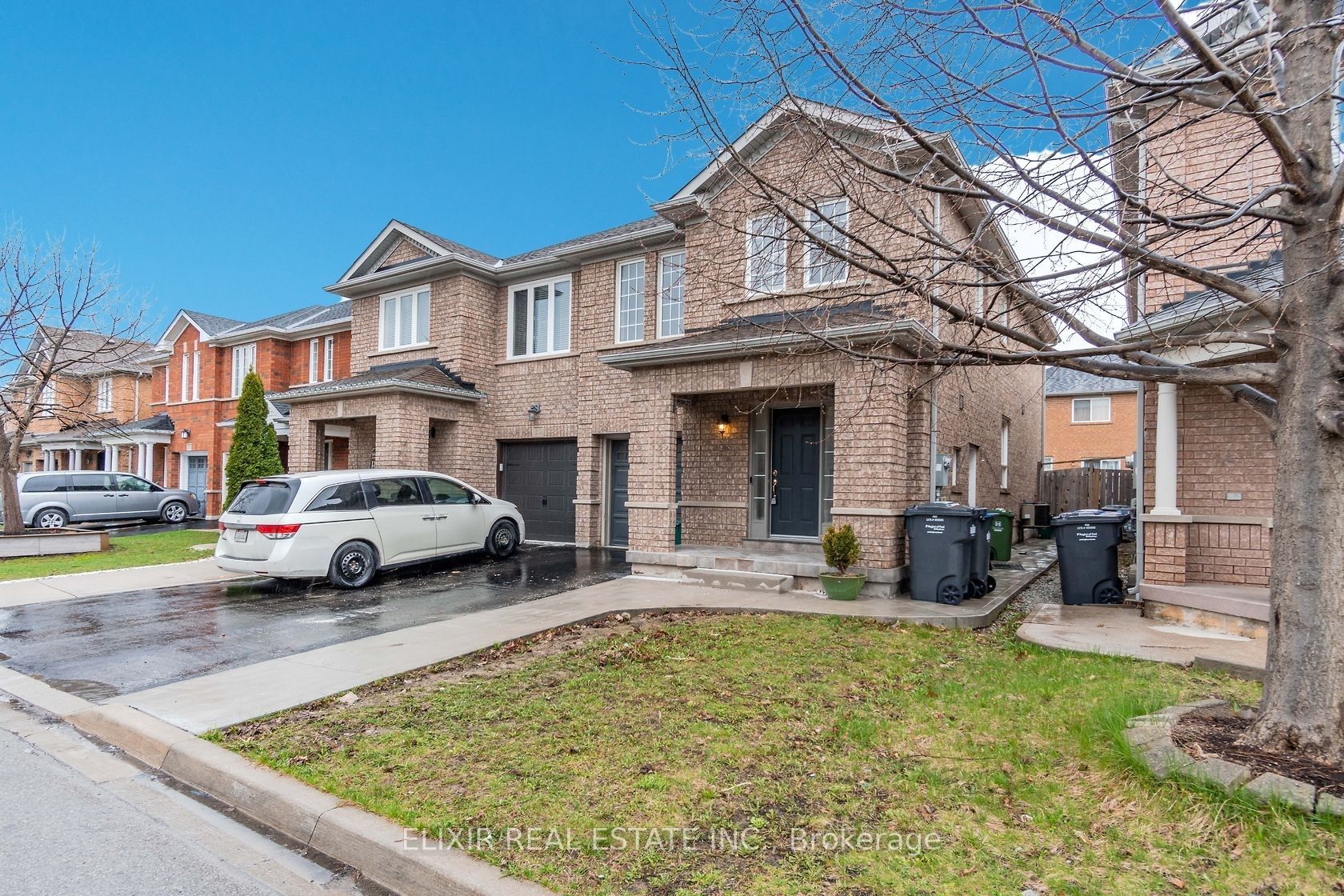32 Trumpet Valley Boulevard