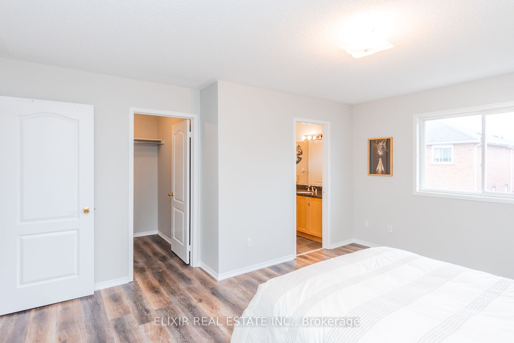 32 Trumpet Valley Boulevard