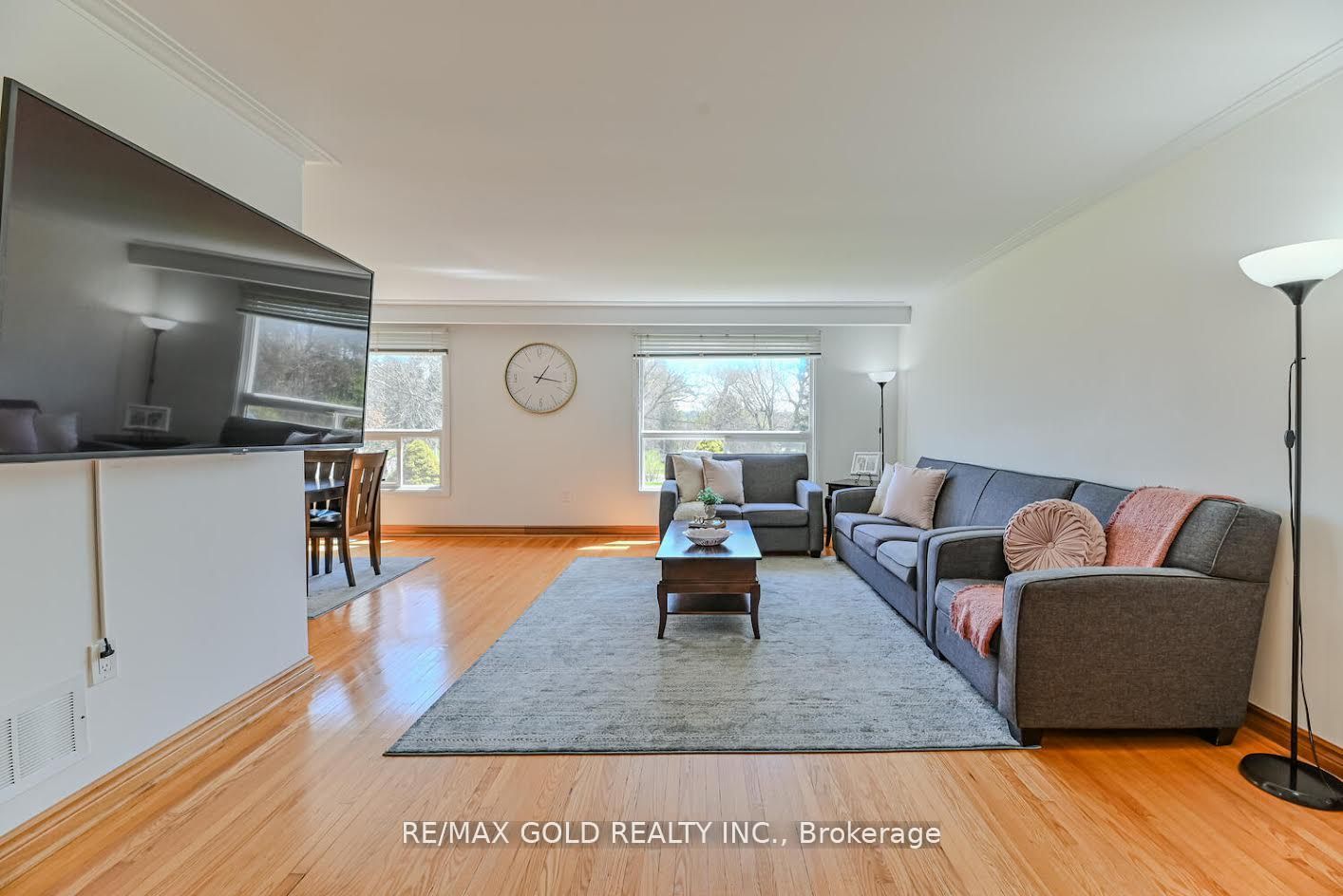 331 King Street E
