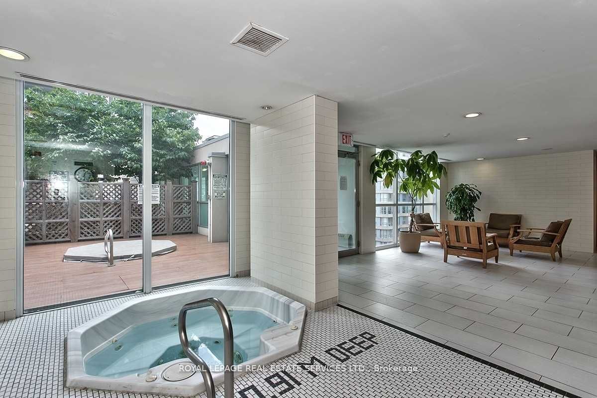 225 Webb Dr, #1710