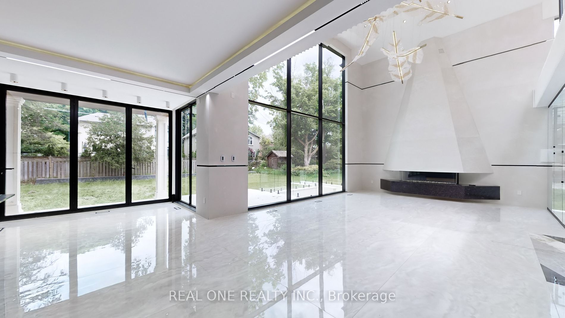 1477 Duncan Road