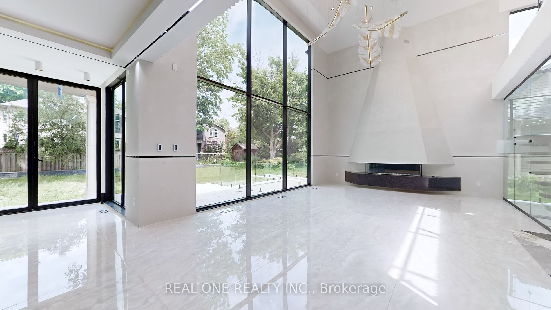 1477 Duncan Road