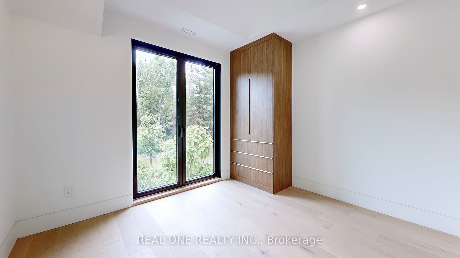 1477 Duncan Road