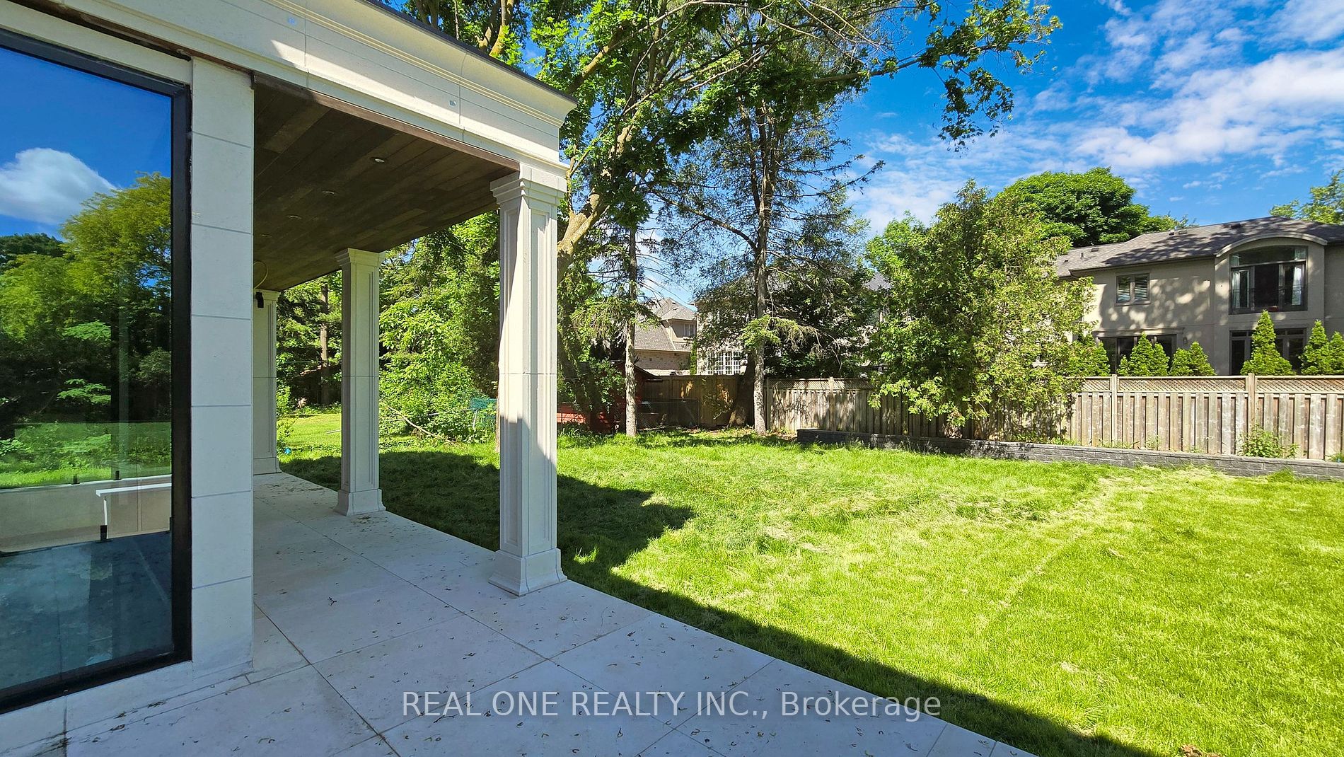 1477 Duncan Road