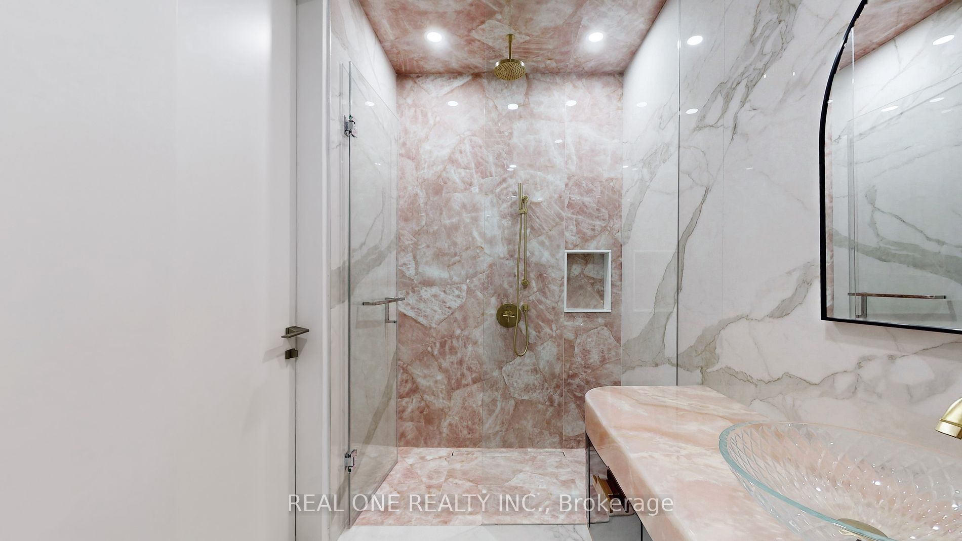 1477 Duncan Road