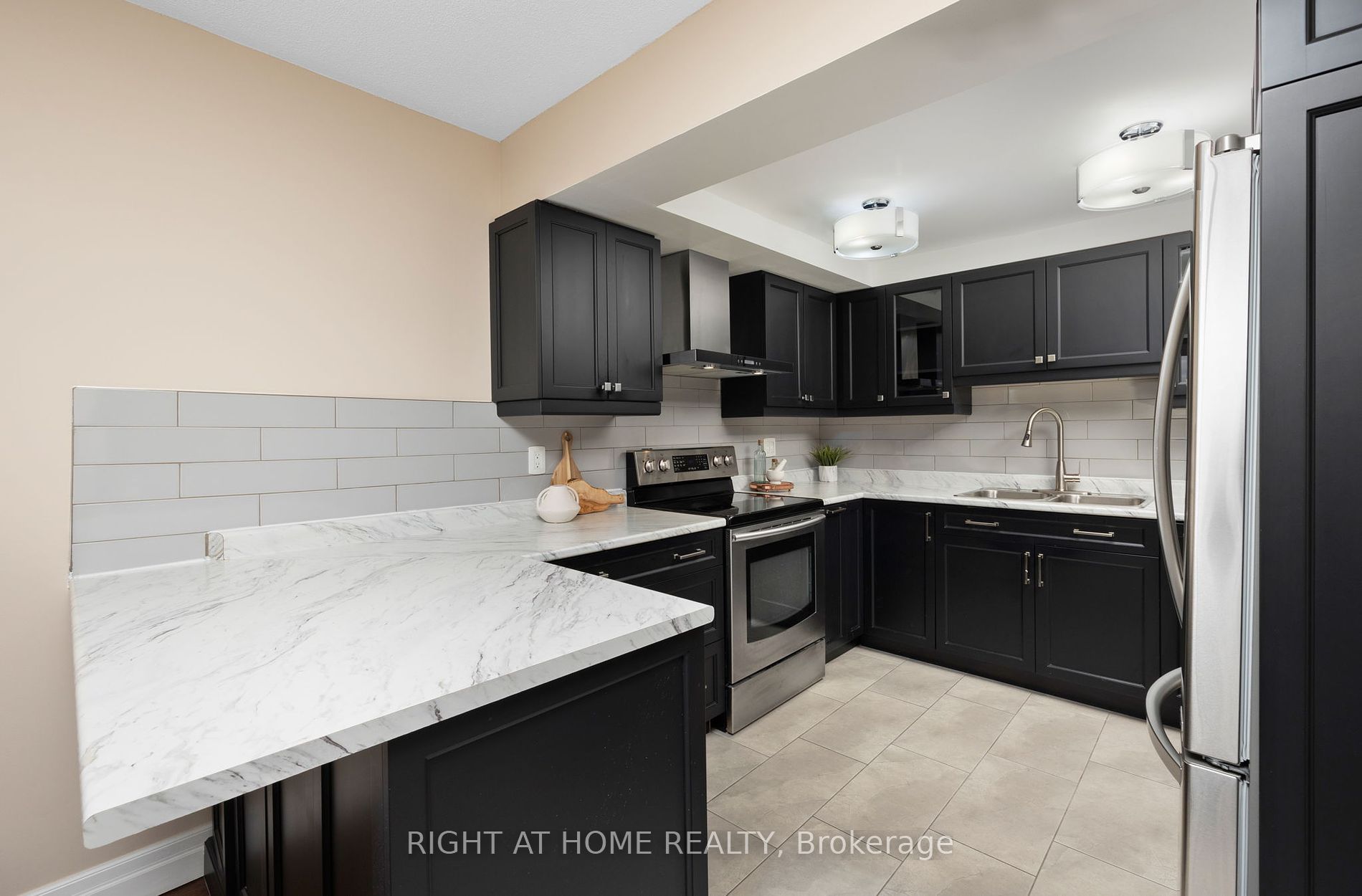 310 Mill St S, #505
